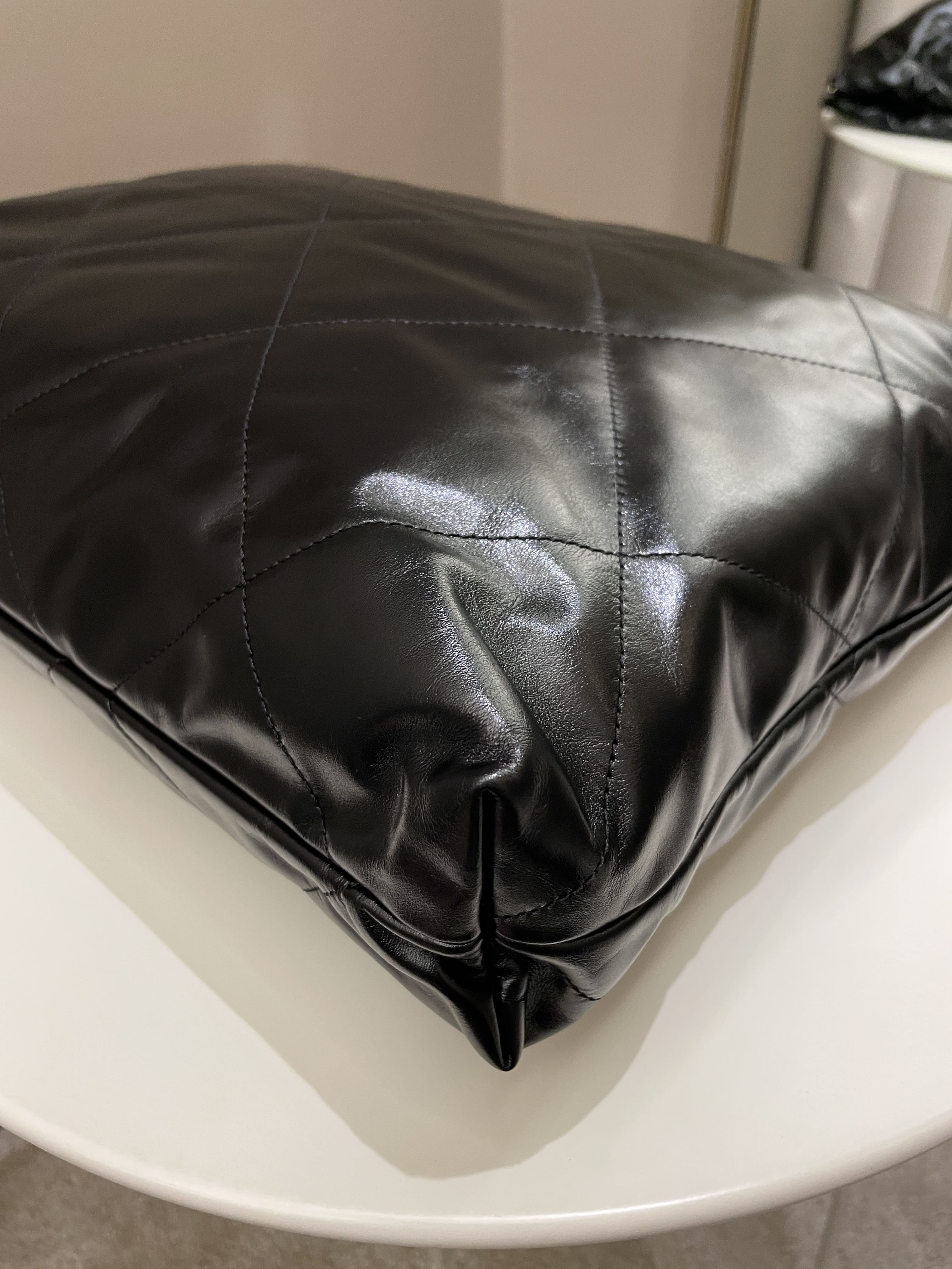 Chanel 22 Medium Black Calfskin