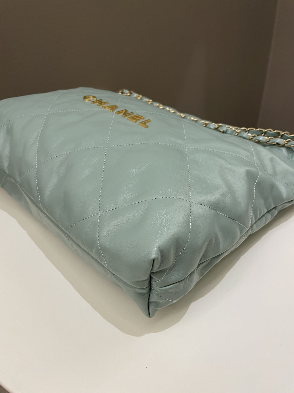 Chanel 22 Medium Tiffany Mint Calfskin