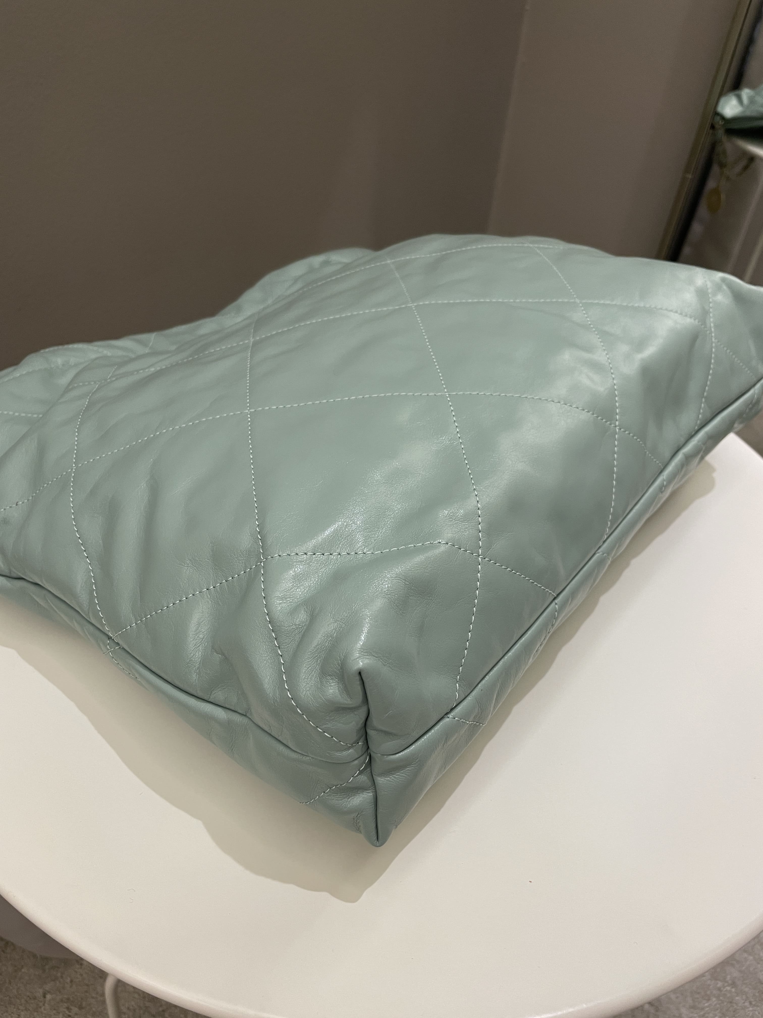 Chanel 22 Medium Tiffany Mint Calfskin