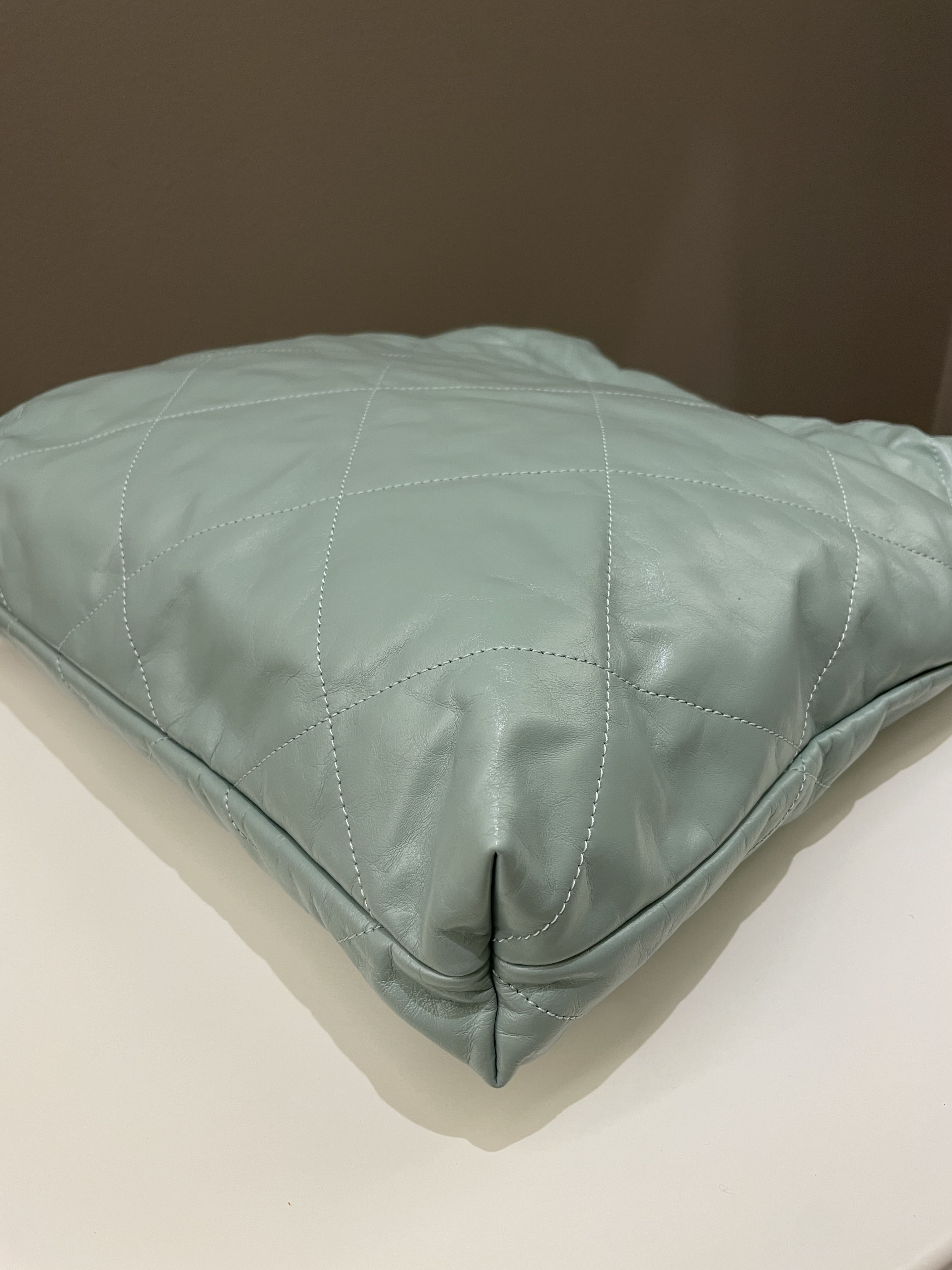 Chanel 22 Medium Tiffany Mint Calfskin