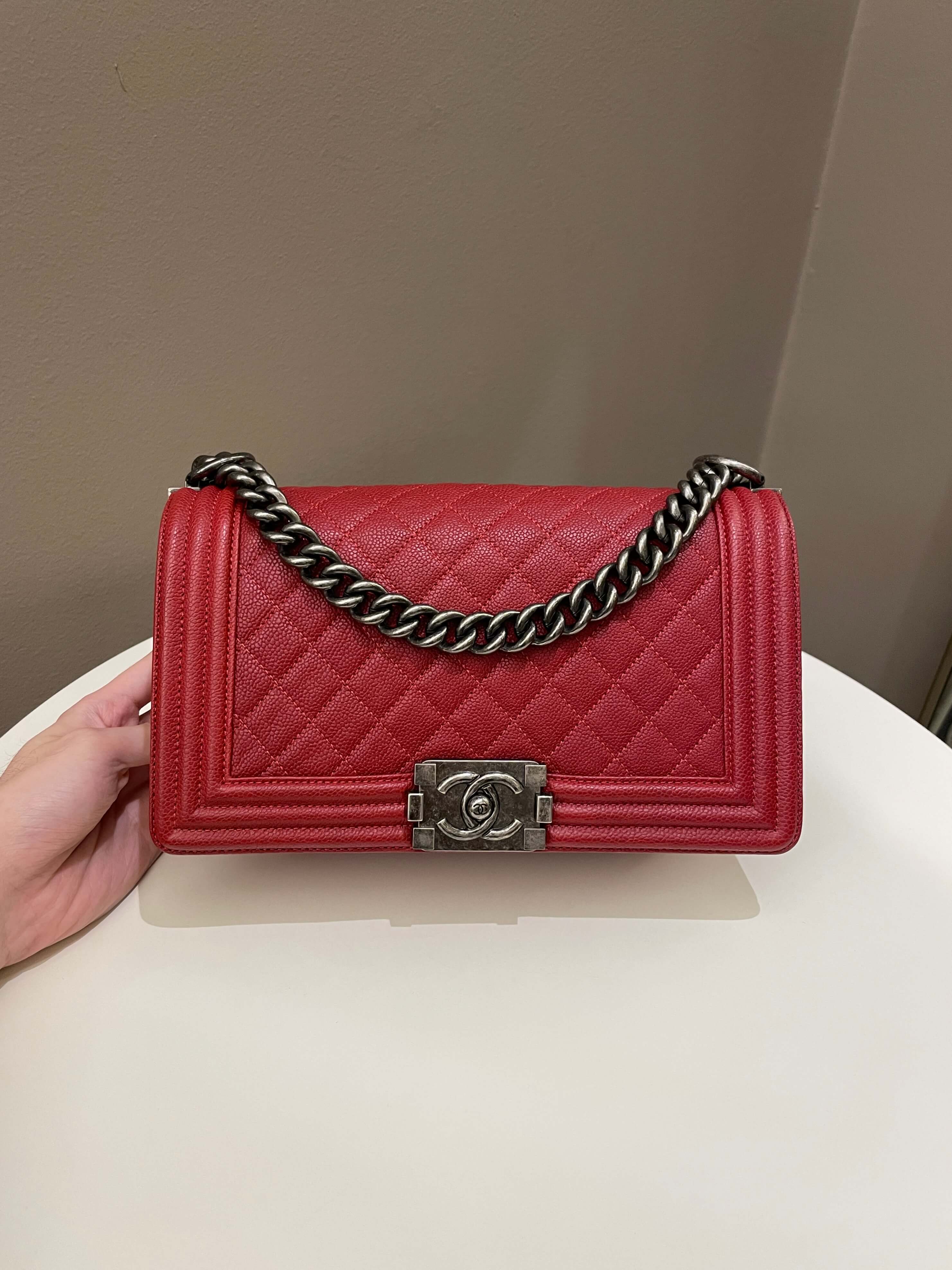 Chanel Quilted Boy Old Medium Red Caviar