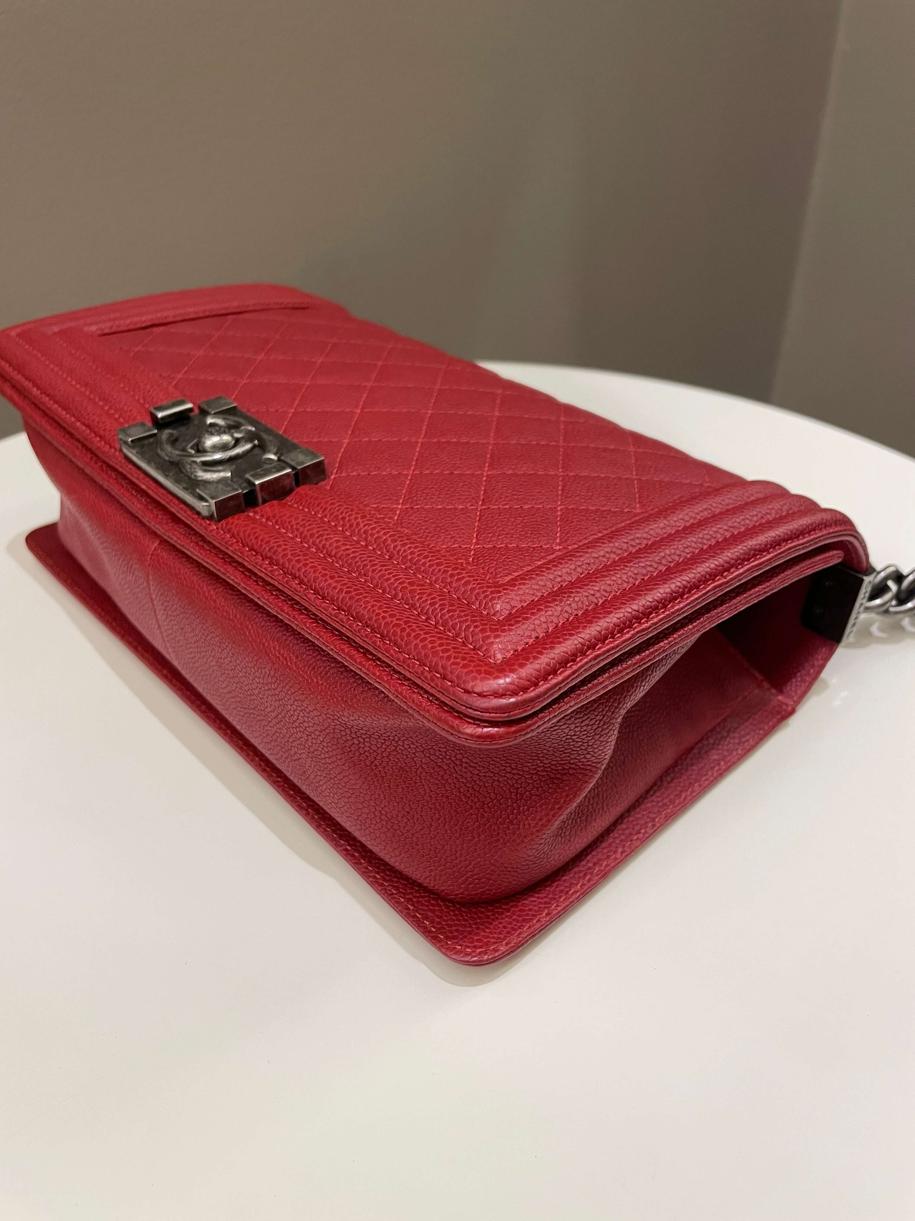 Chanel Quilted Boy Old Medium Red Caviar