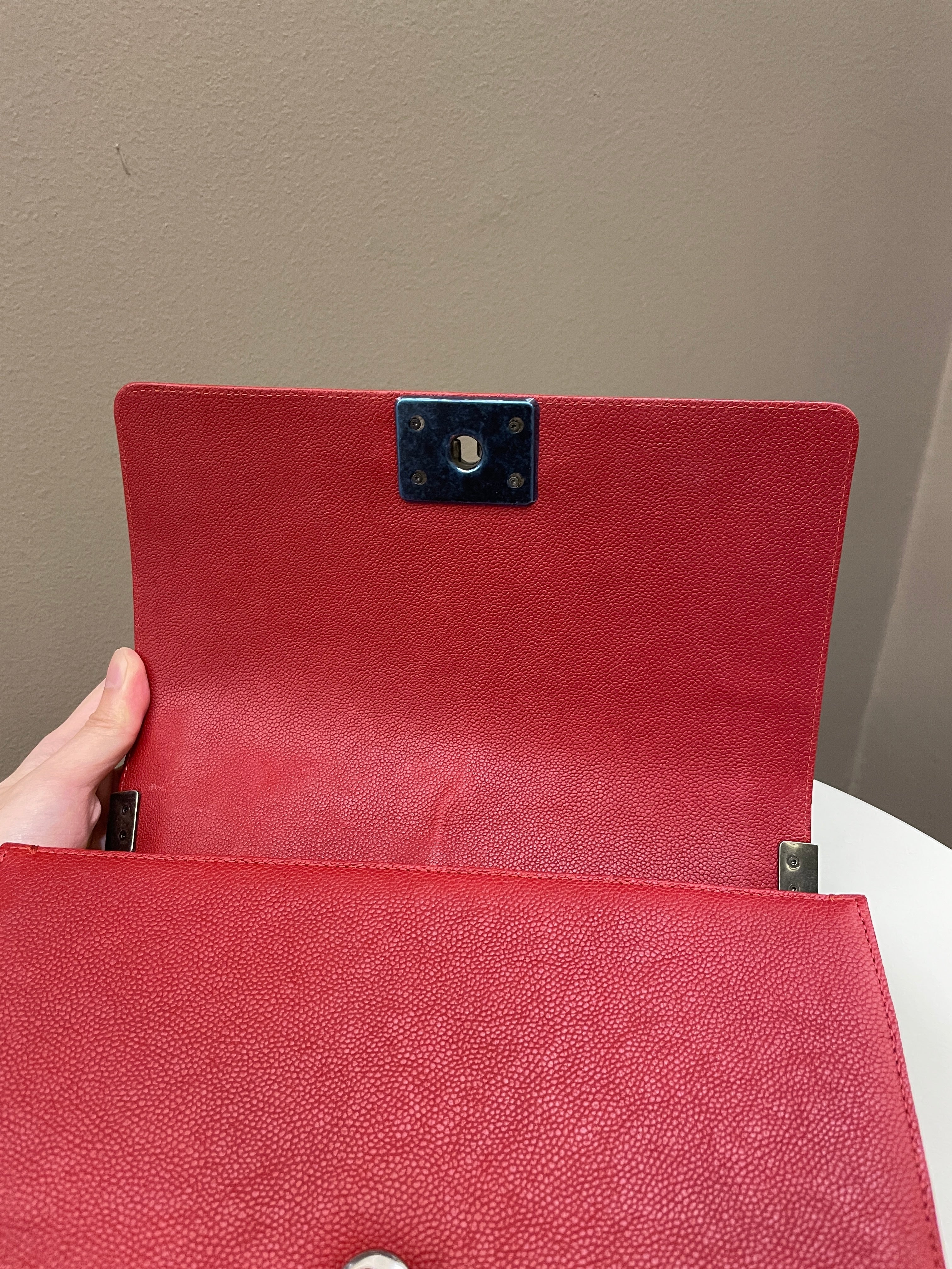 Chanel Quilted Boy Old Medium Red Caviar