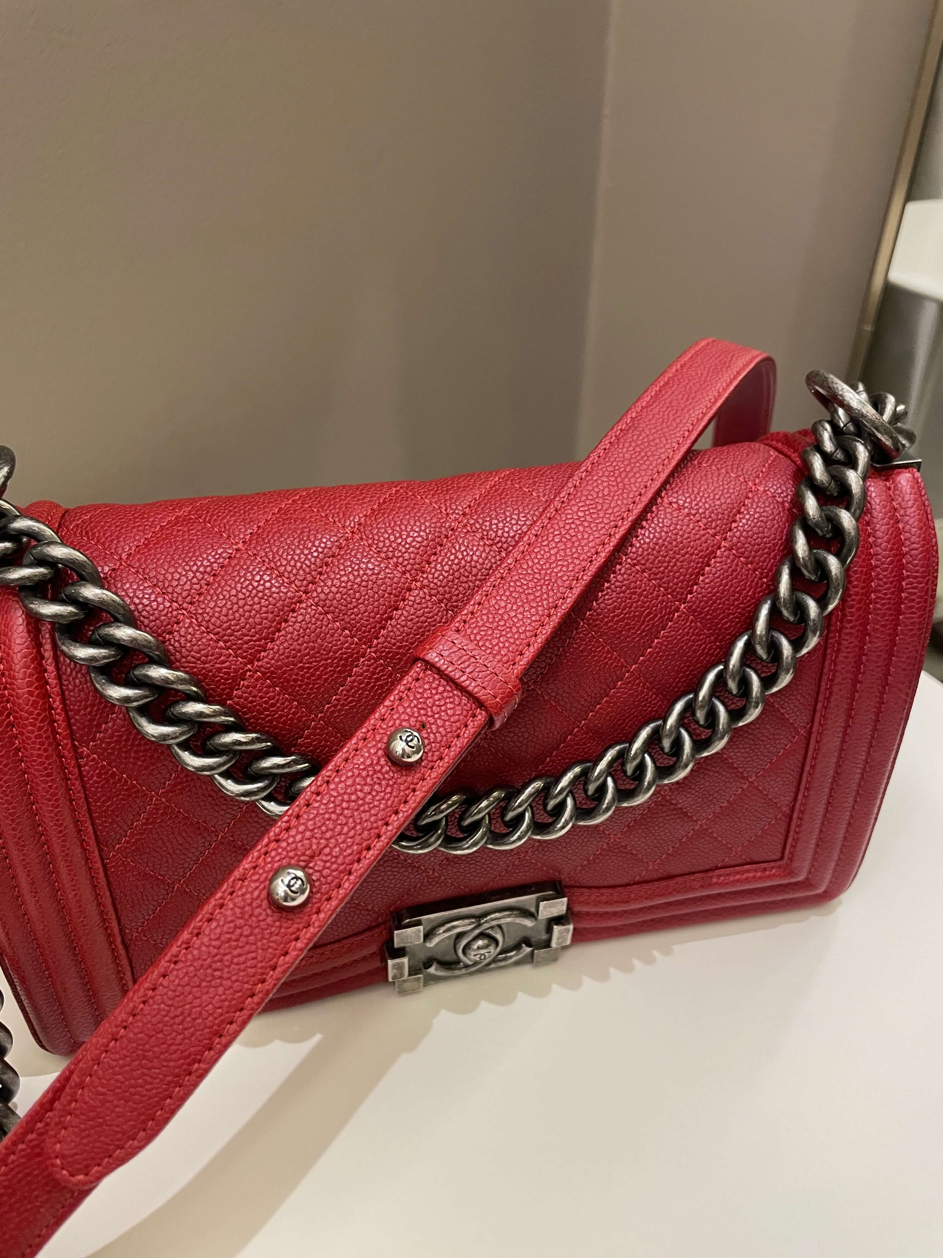 Chanel Quilted Boy Old Medium Red Caviar