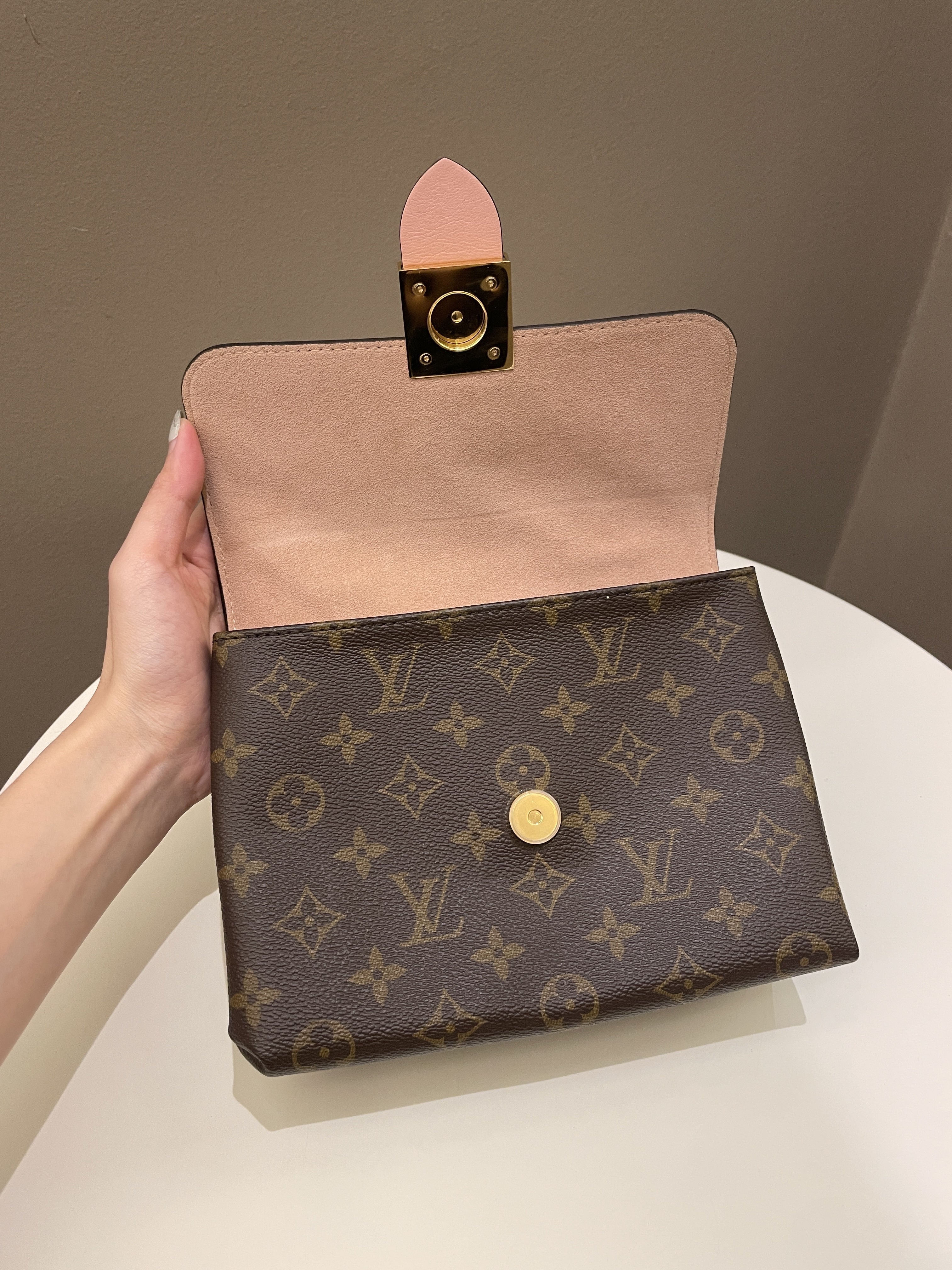 Louis Vuitton Locky BB Rose Poudre Pink Monogram