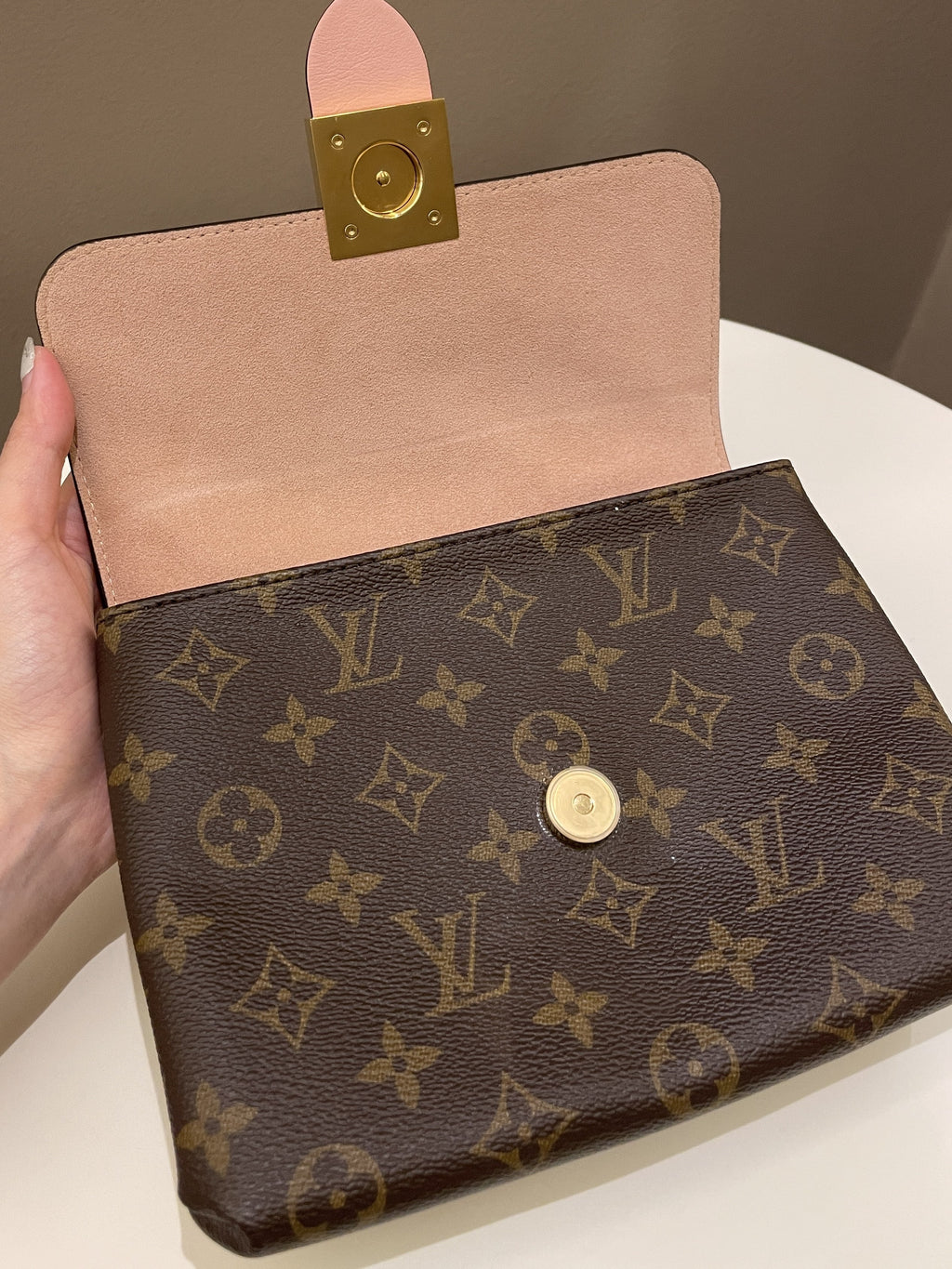 Louis Vuitton Locky BB Rose Poudre Pink Monogram