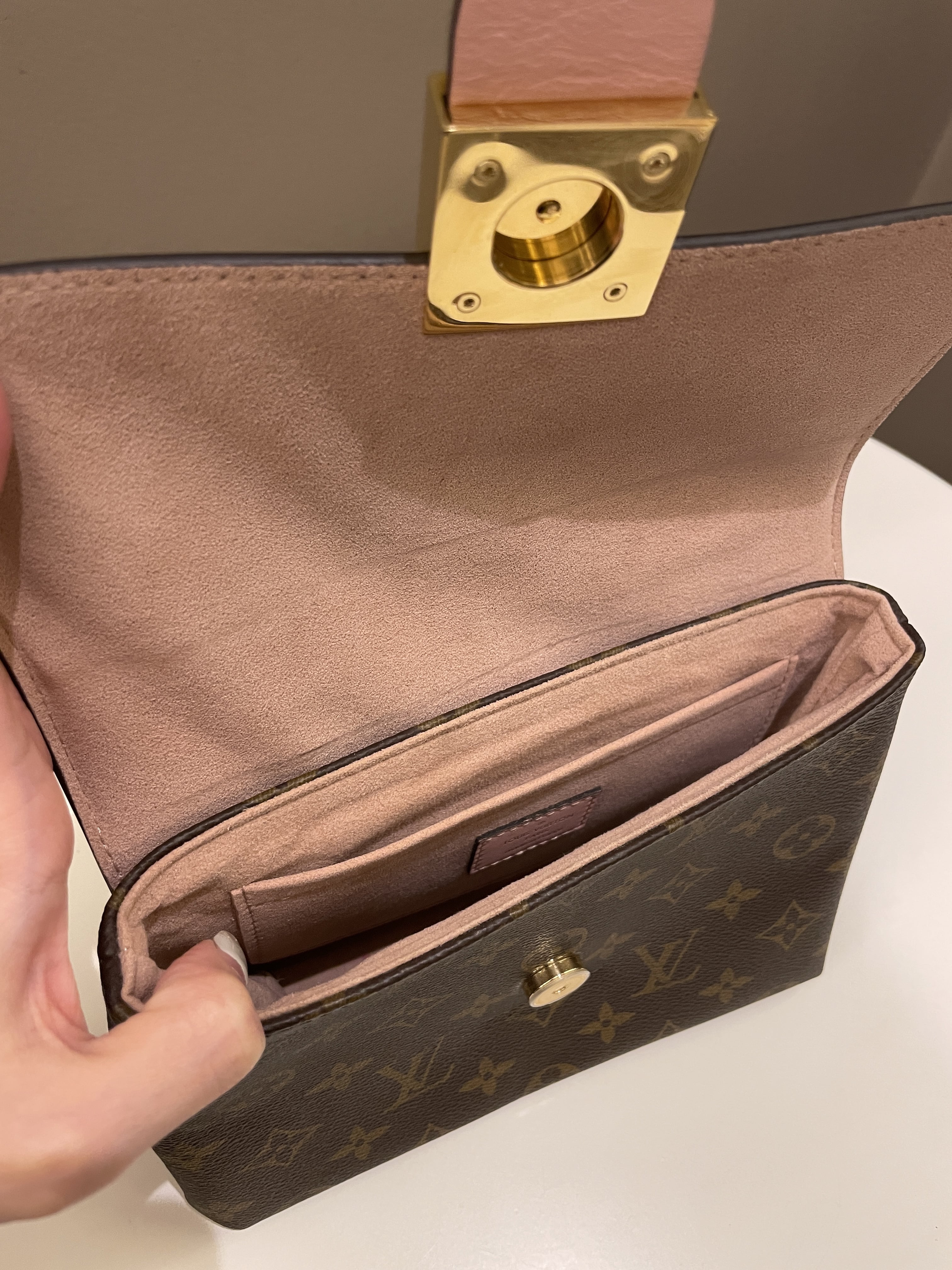 Louis Vuitton Locky BB Rose Poudre Pink Monogram