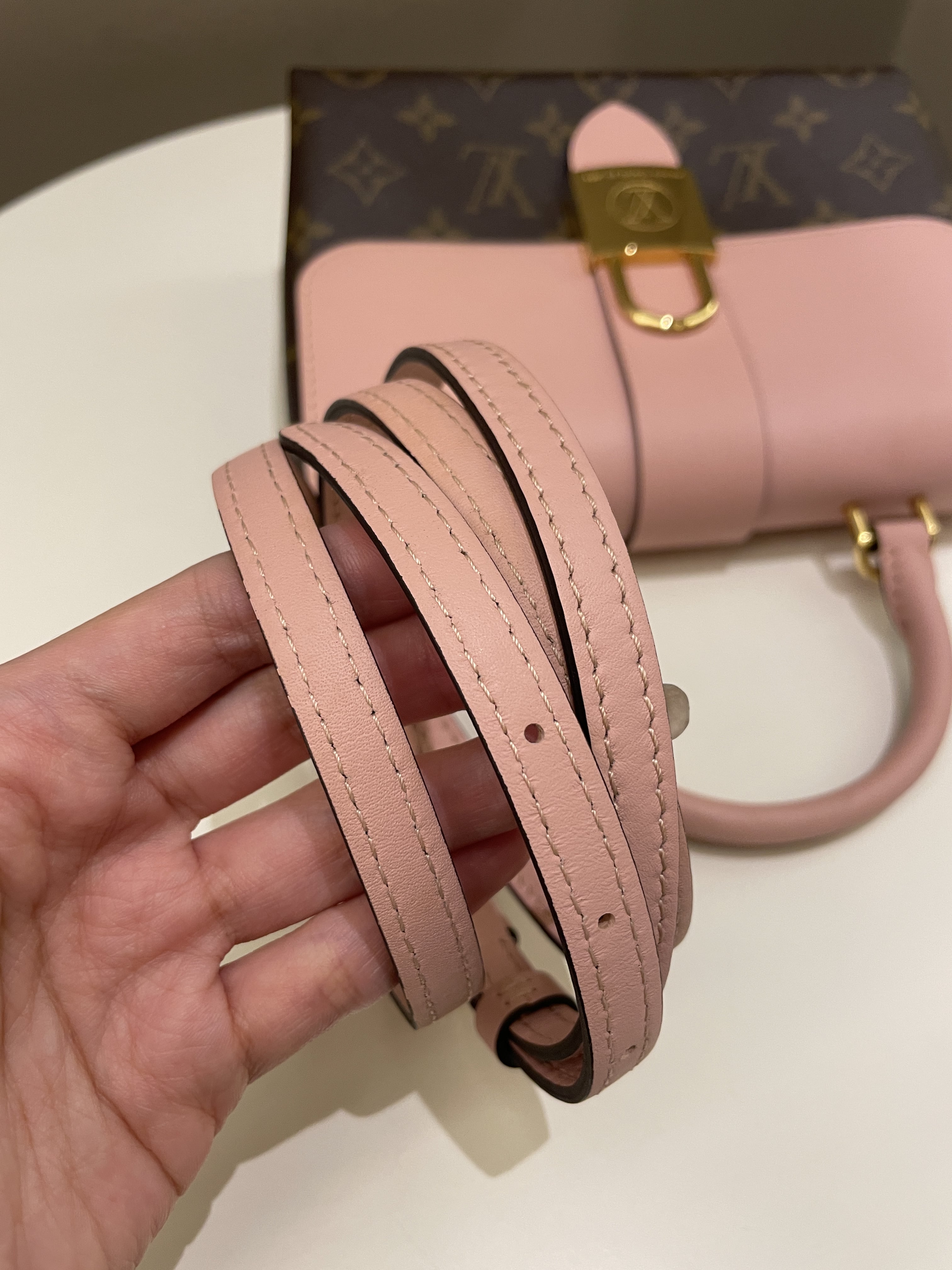 Louis Vuitton Locky BB Rose Poudre Pink Monogram
