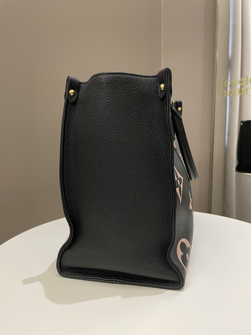 Louis Vuitton Onthego Tote MM Black / Crème