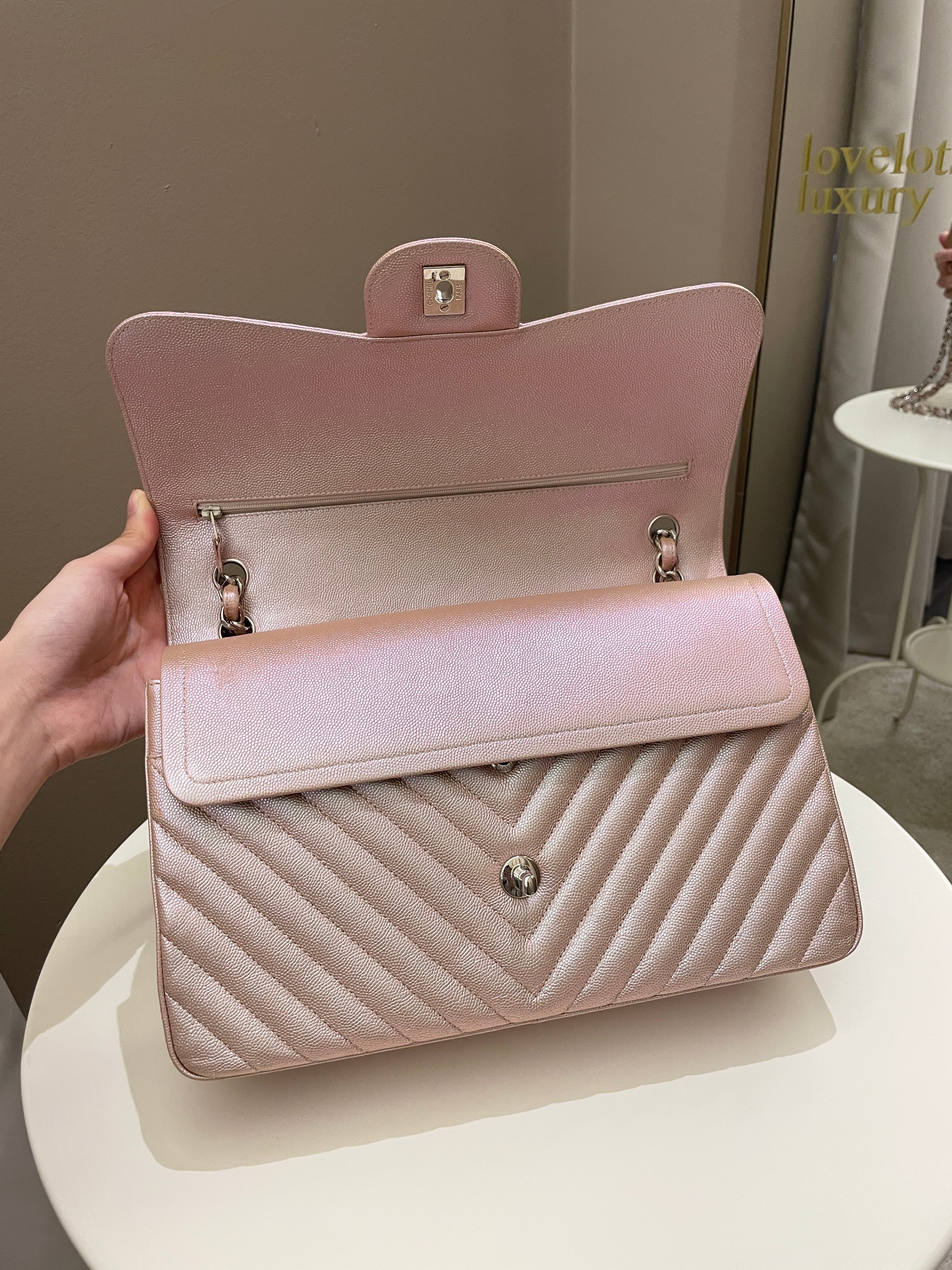 Chanel 17B Chevron Jumbo Double Flap Rose Gold Caviar