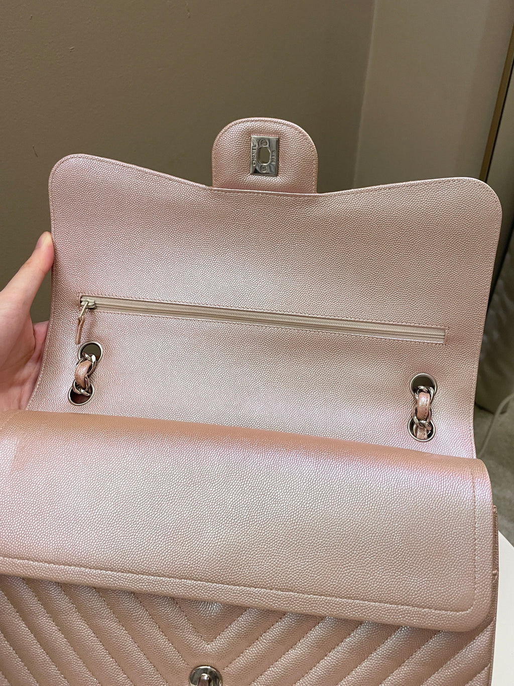 Chanel 17B Chevron Jumbo Double Flap Rose Gold Caviar