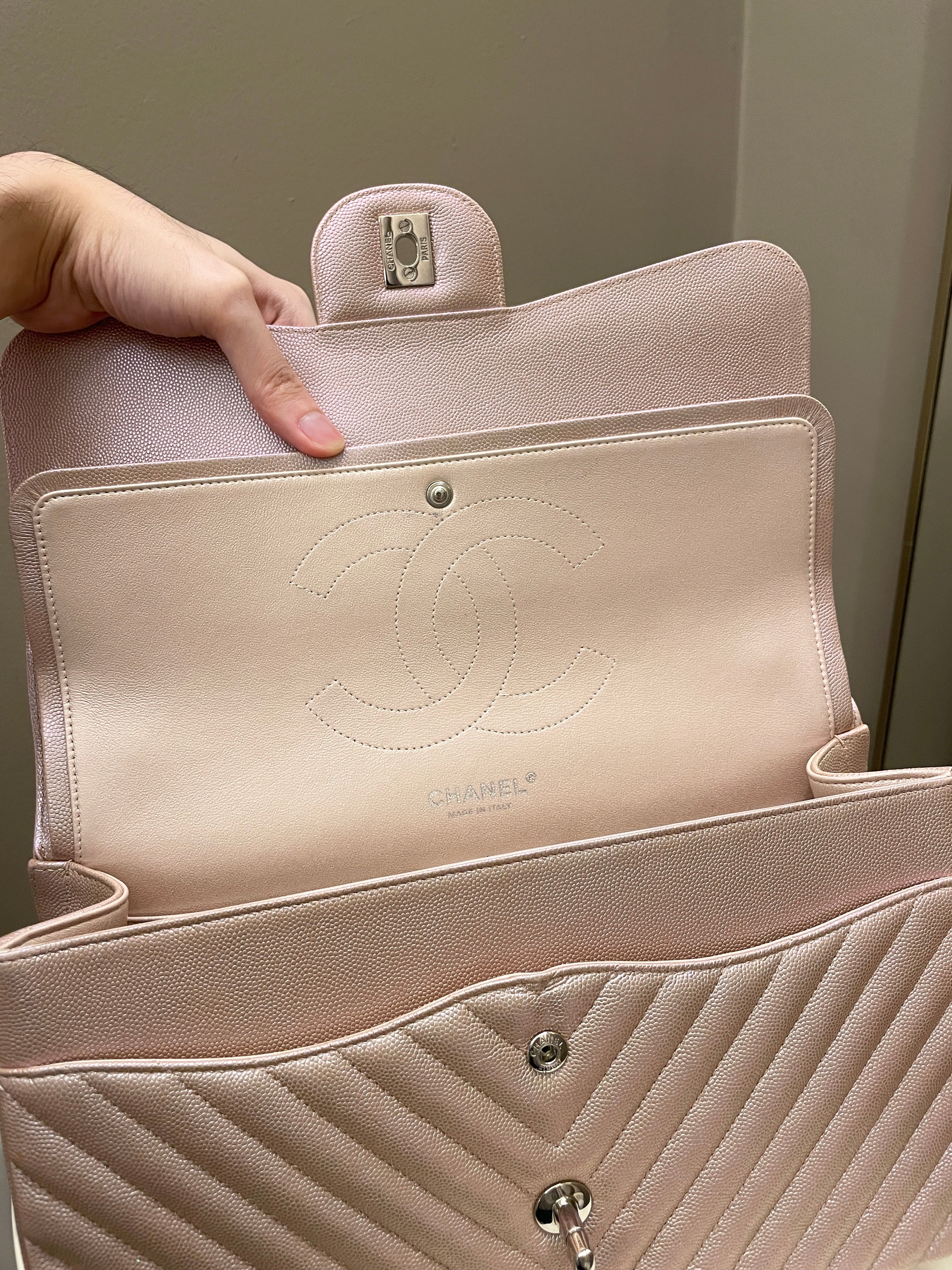 Chanel 17B Chevron Jumbo Double Flap Rose Gold Caviar