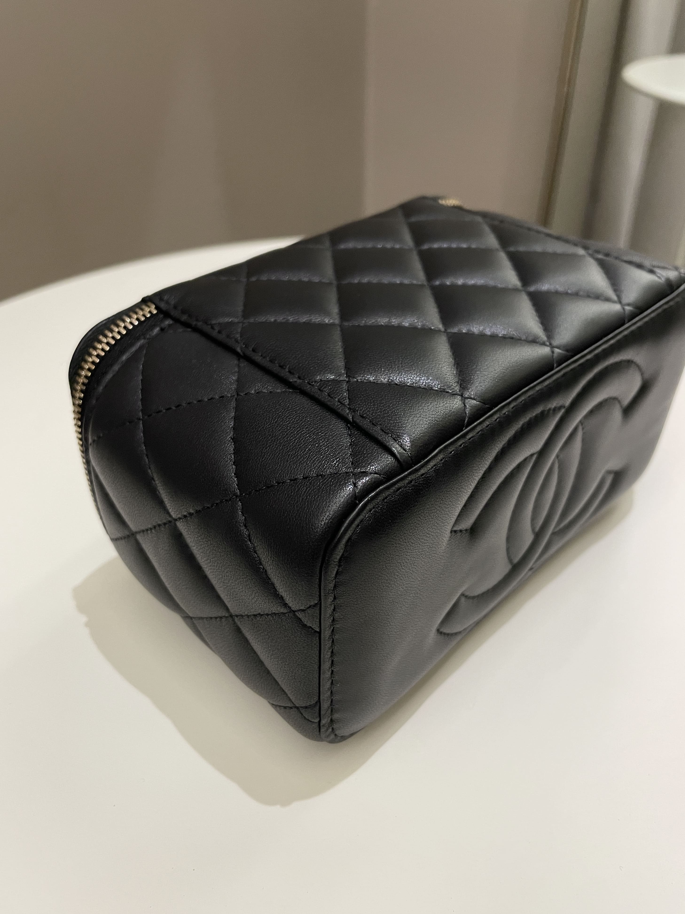 Chanel 23C Quilted Pearl Crush Vanity Rectangular Black Lambskin