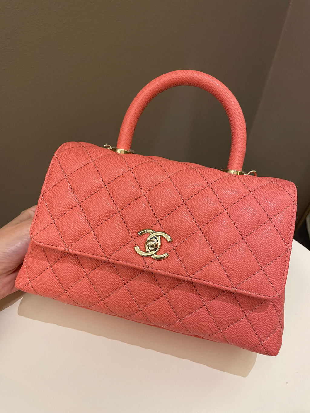Chanel 22A Quilted Coco Handle Coral Pink Caviar