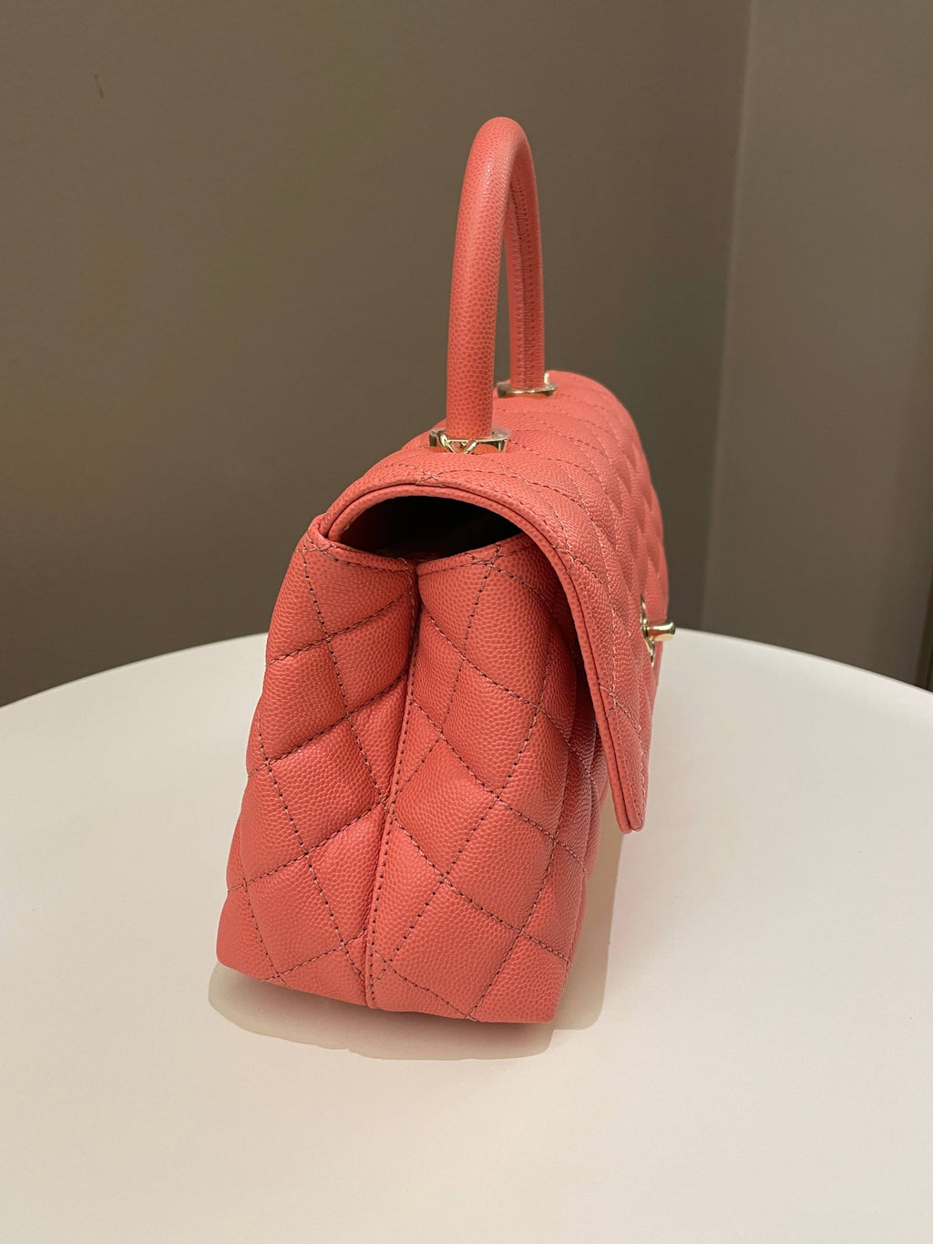 Chanel 22A Quilted Coco Handle Coral Pink Caviar