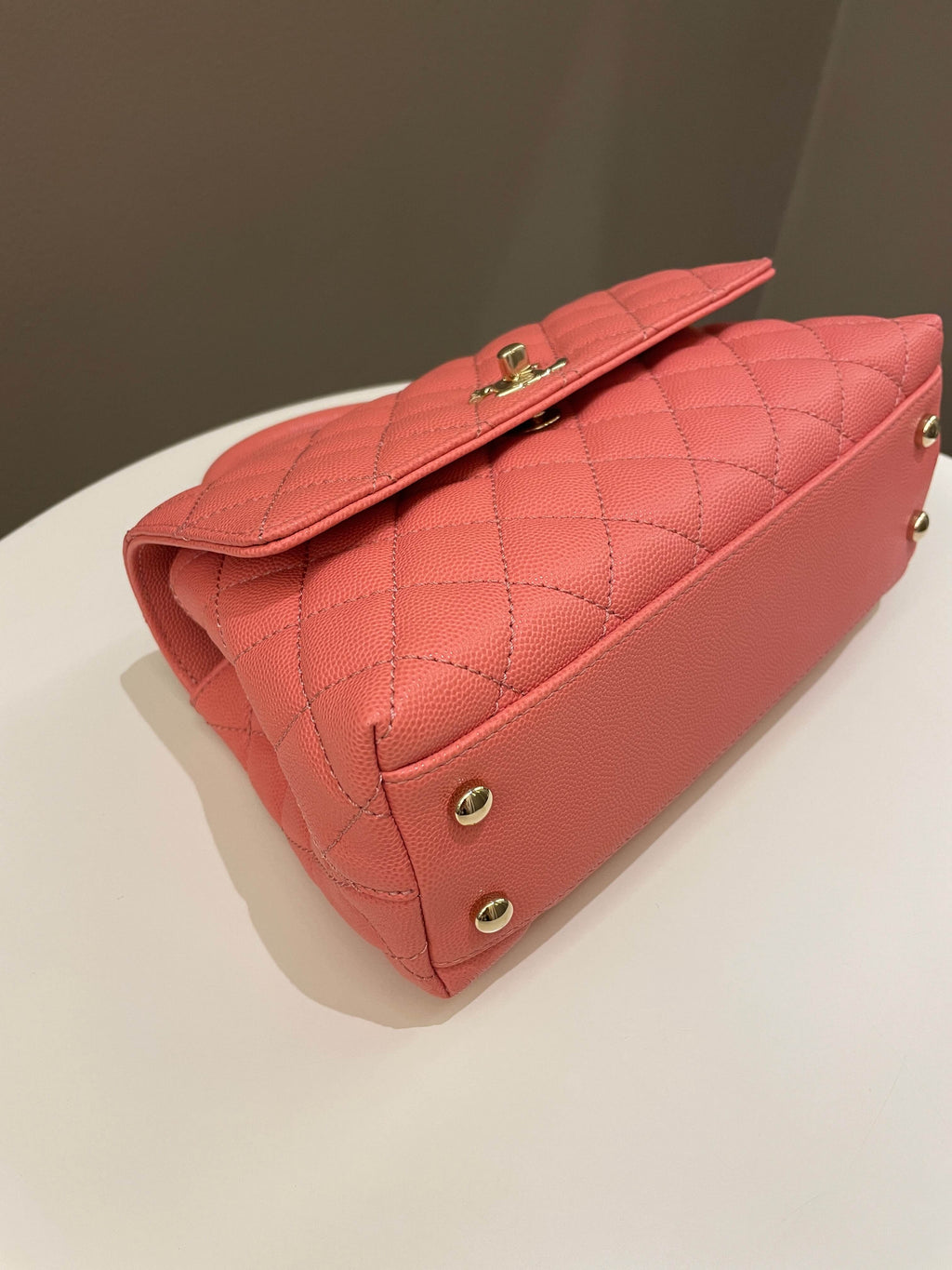 Chanel 22A Quilted Coco Handle Coral Pink Caviar