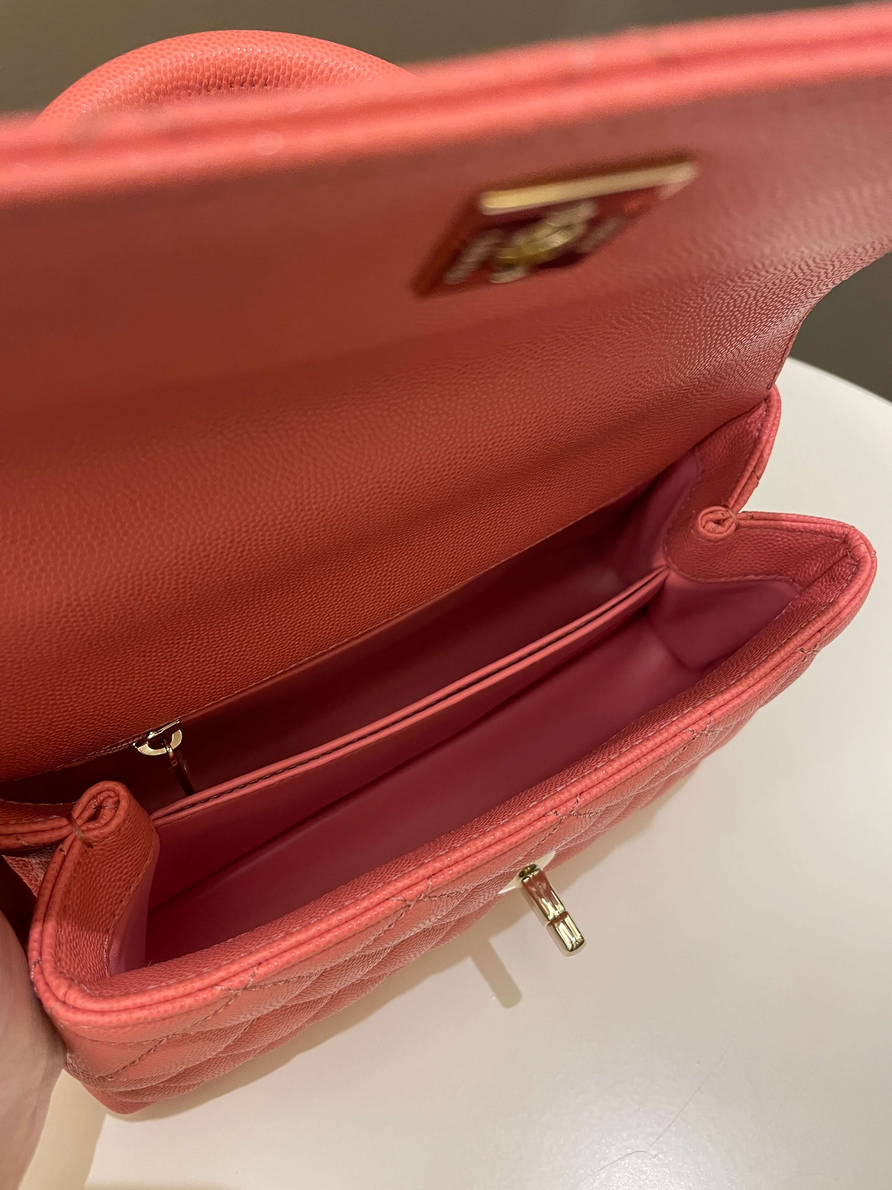 Chanel 22A Quilted Coco Handle Coral Pink Caviar