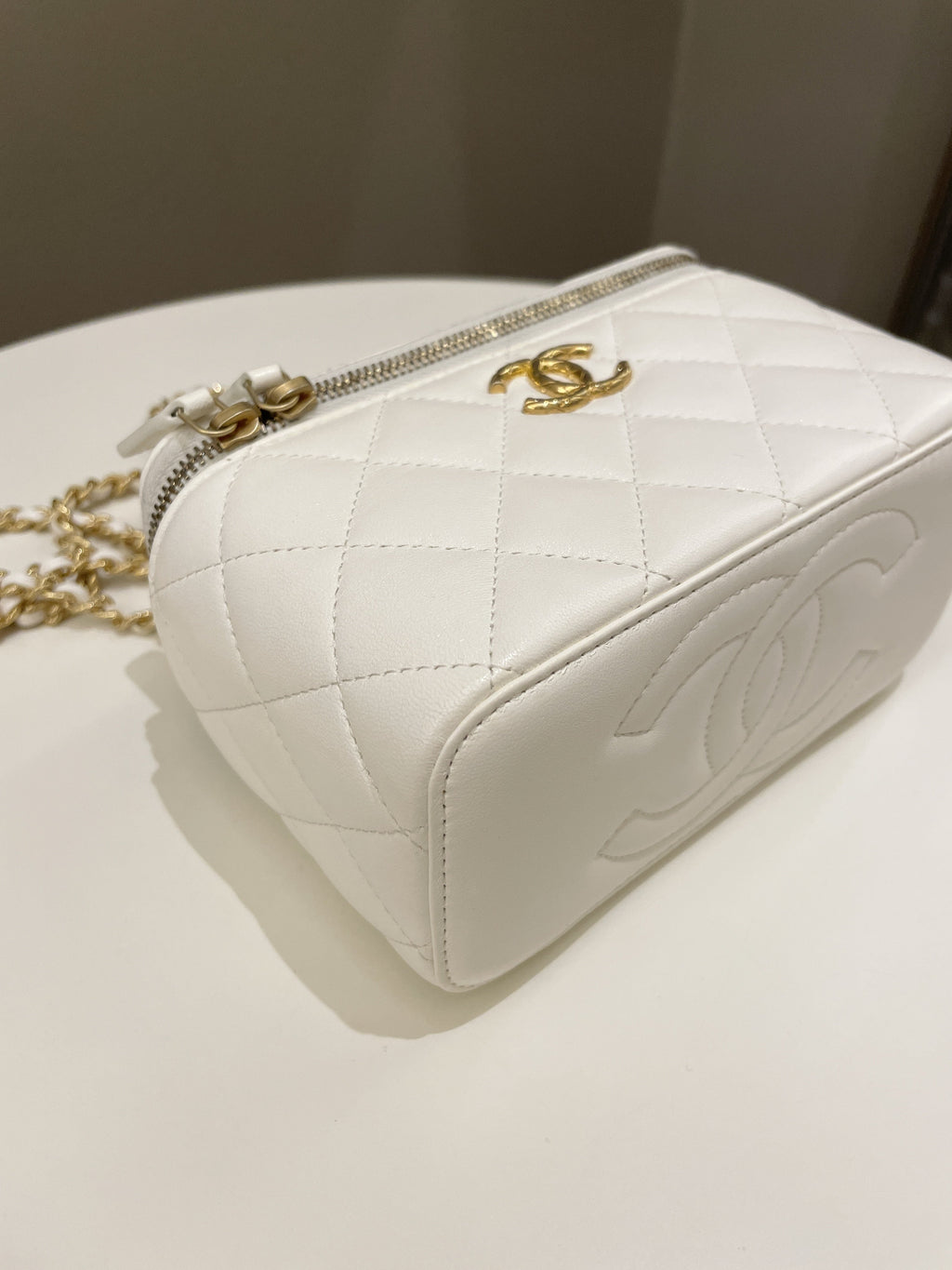 Chanel 23C Cc Mini Vanity Rectangular White Lambskin