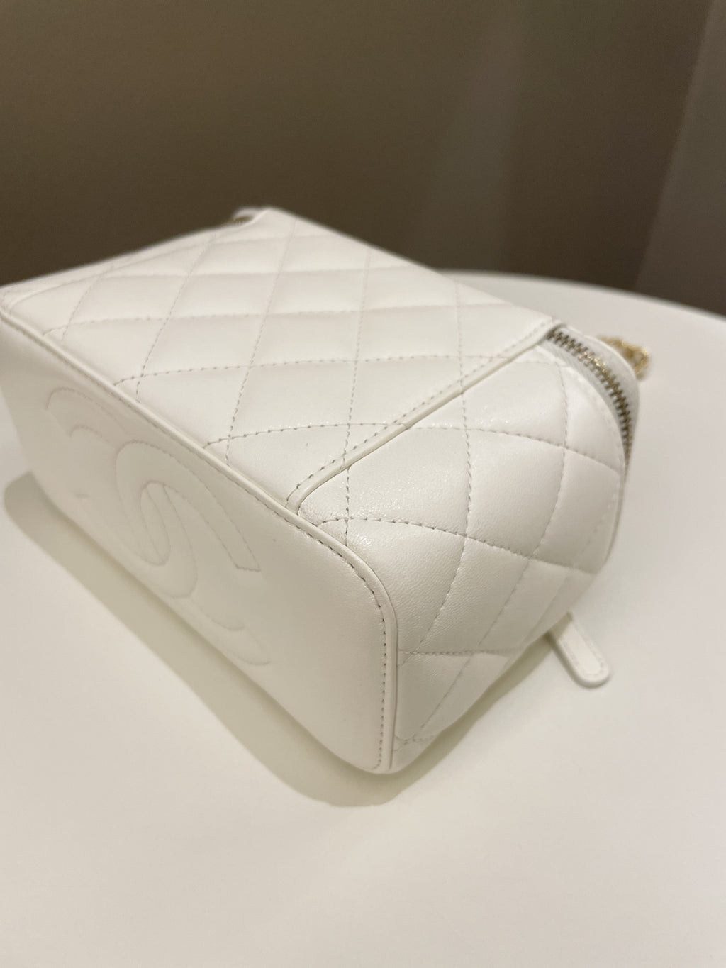 Chanel 23C Cc Mini Vanity Rectangular White Lambskin