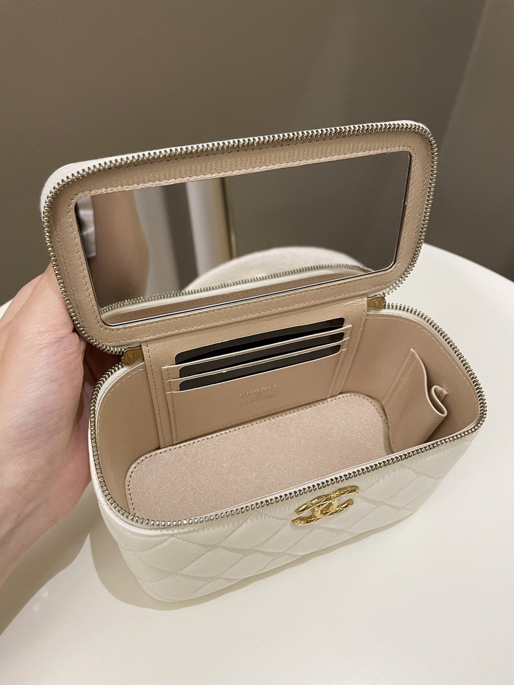 Chanel 23C Cc Mini Vanity Rectangular White Lambskin