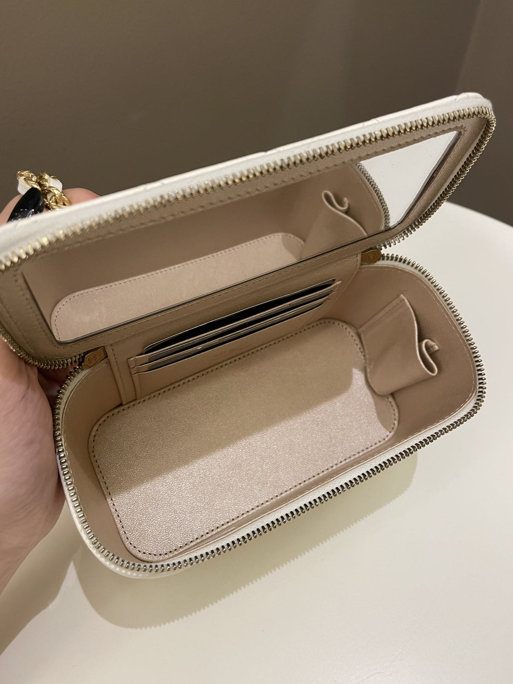 Chanel 23C Cc Mini Vanity Rectangular White Lambskin