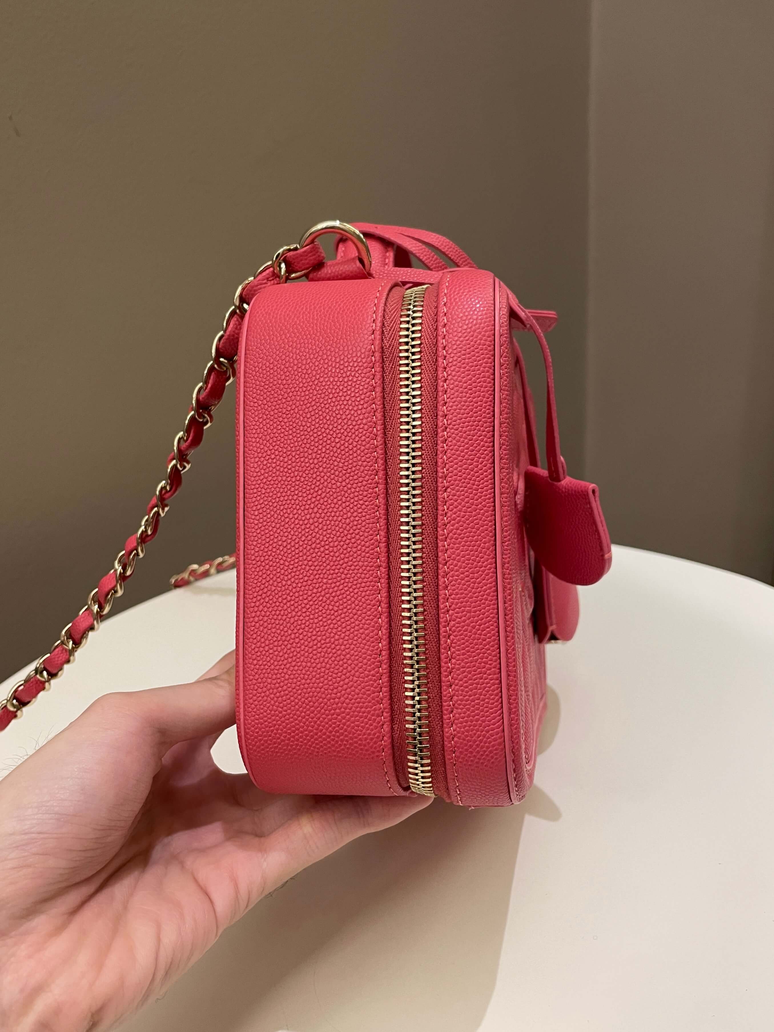 Chanel Filigree Vanity Case Pink Caviar