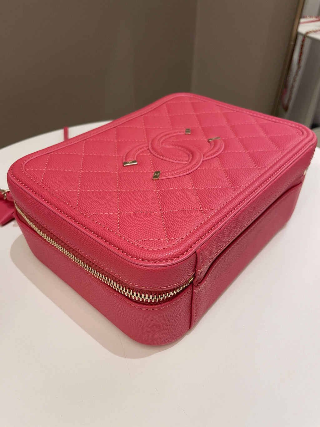 Chanel Filigree Vanity Case Pink Caviar