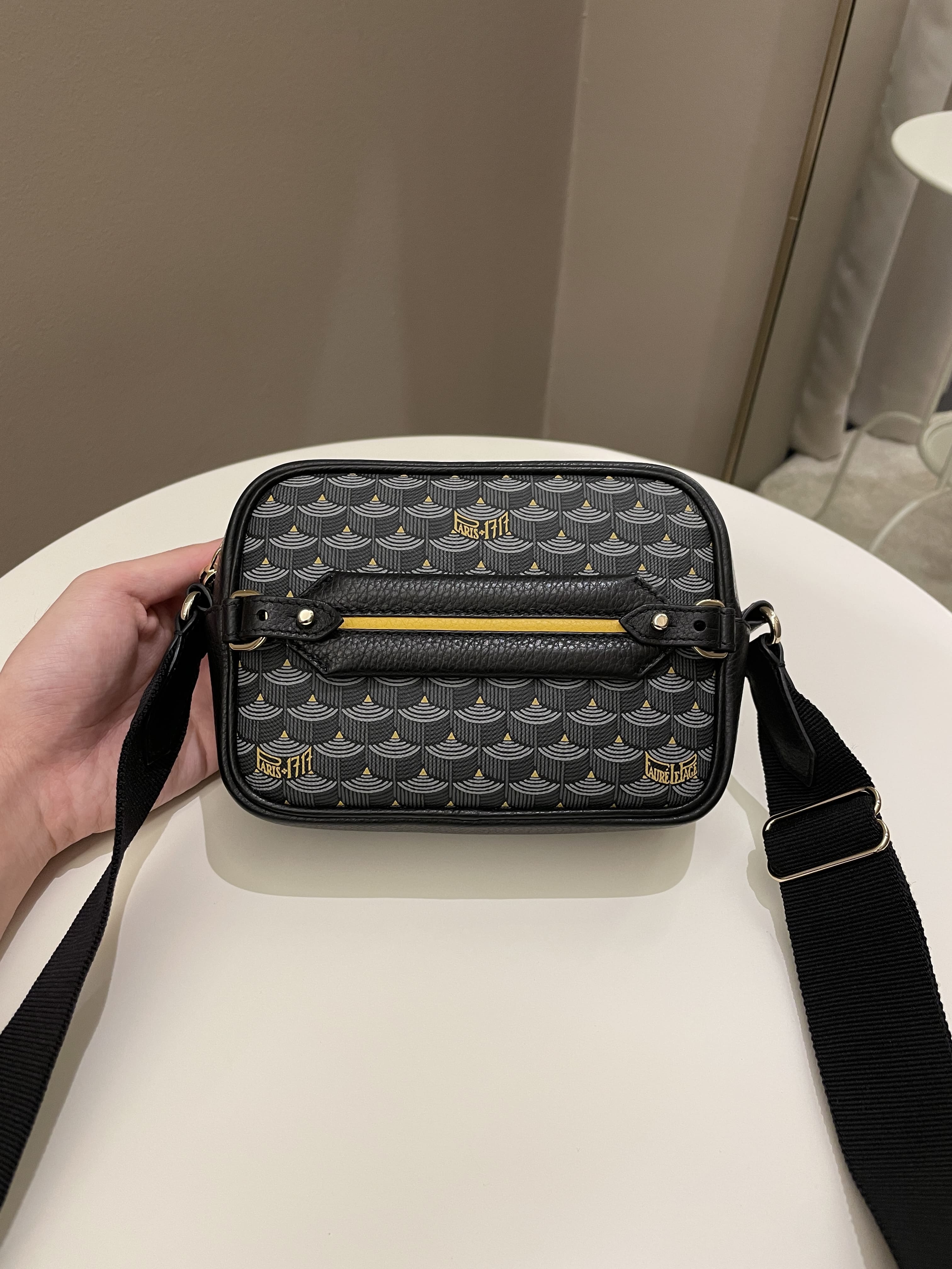 Faure Le Page Hands On 17 Bag Black Canvas Calfskin