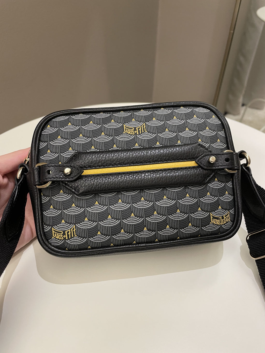 Faure Le Page Hands On 17 Bag Black Canvas Calfskin