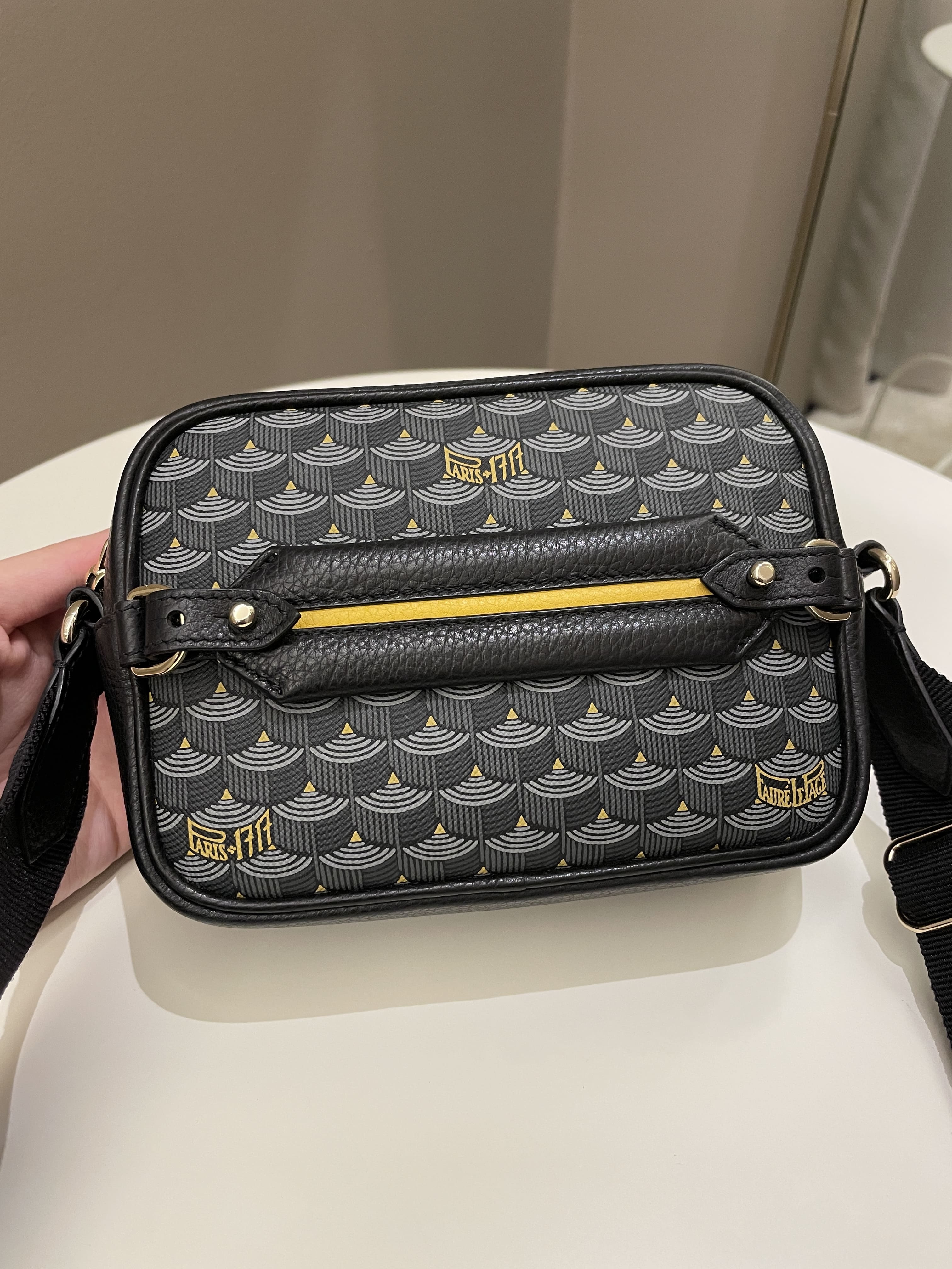 Faure Le Page Hands On 17 Bag Black Canvas Calfskin