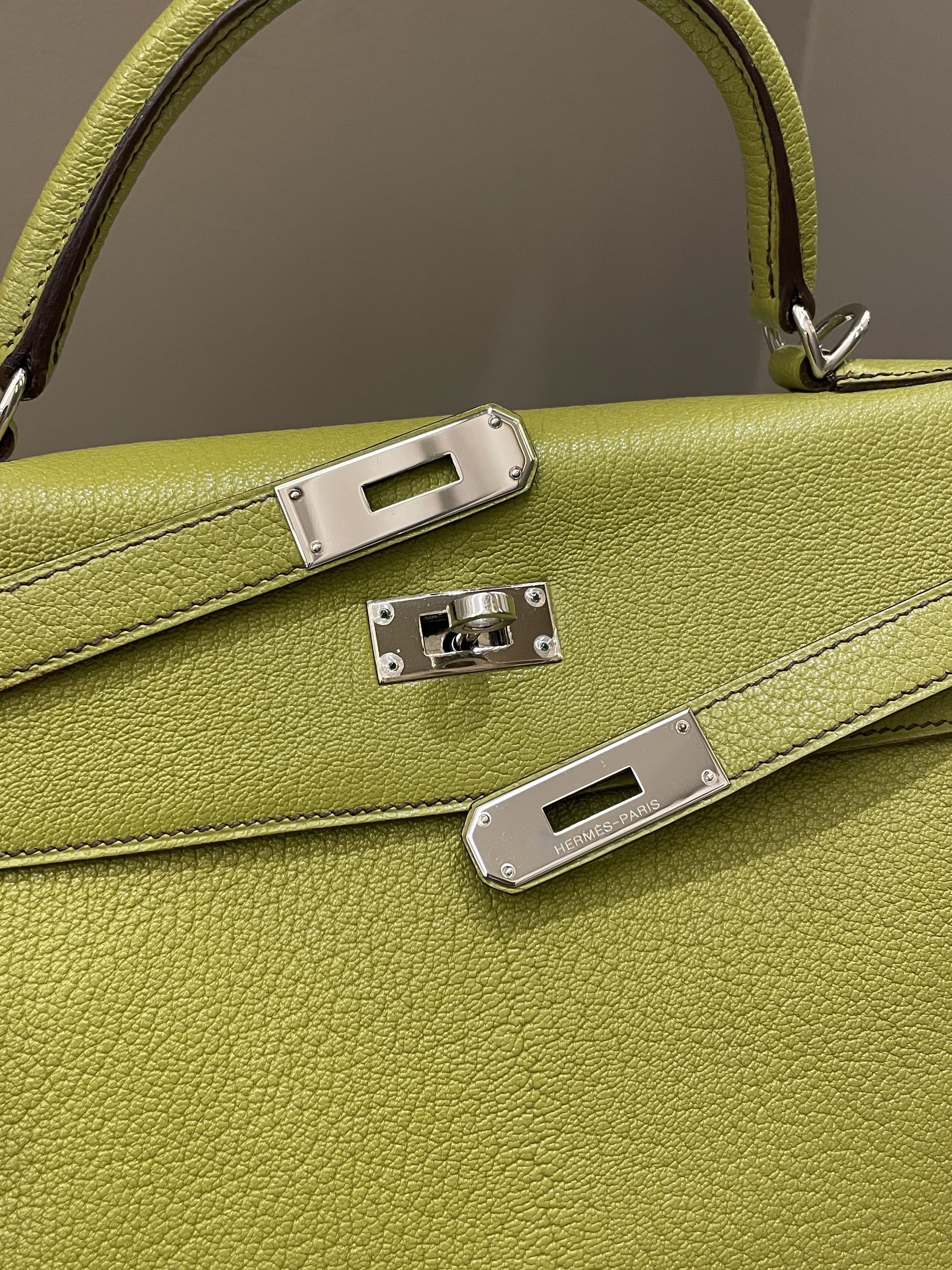 Hermes Kelly Retourne 32 Vert Anis ChÃƒÆ’Ã‚Â¨vre