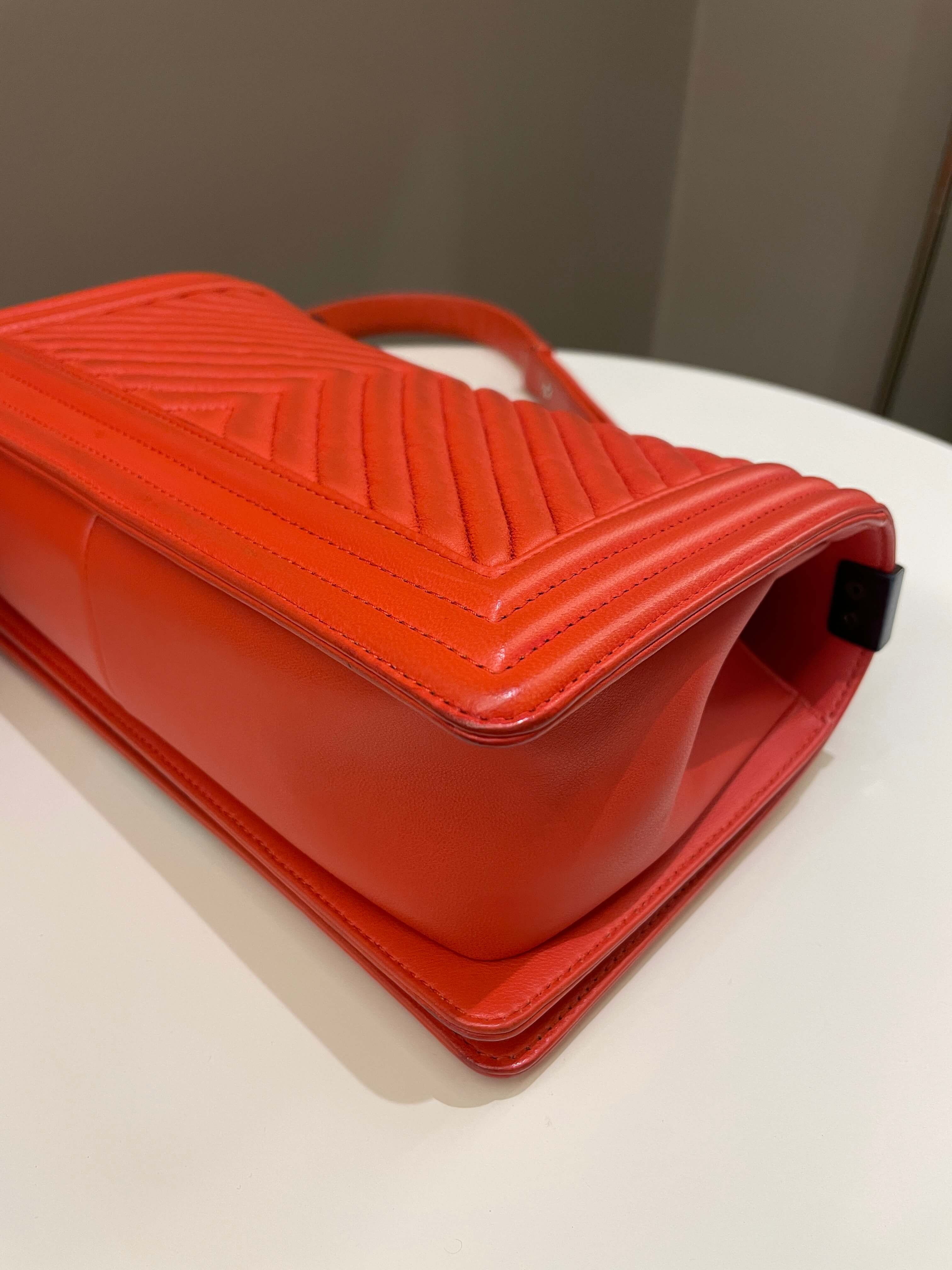 Chanel Herringbone Chevron Boy Old Medium Red Calfskin