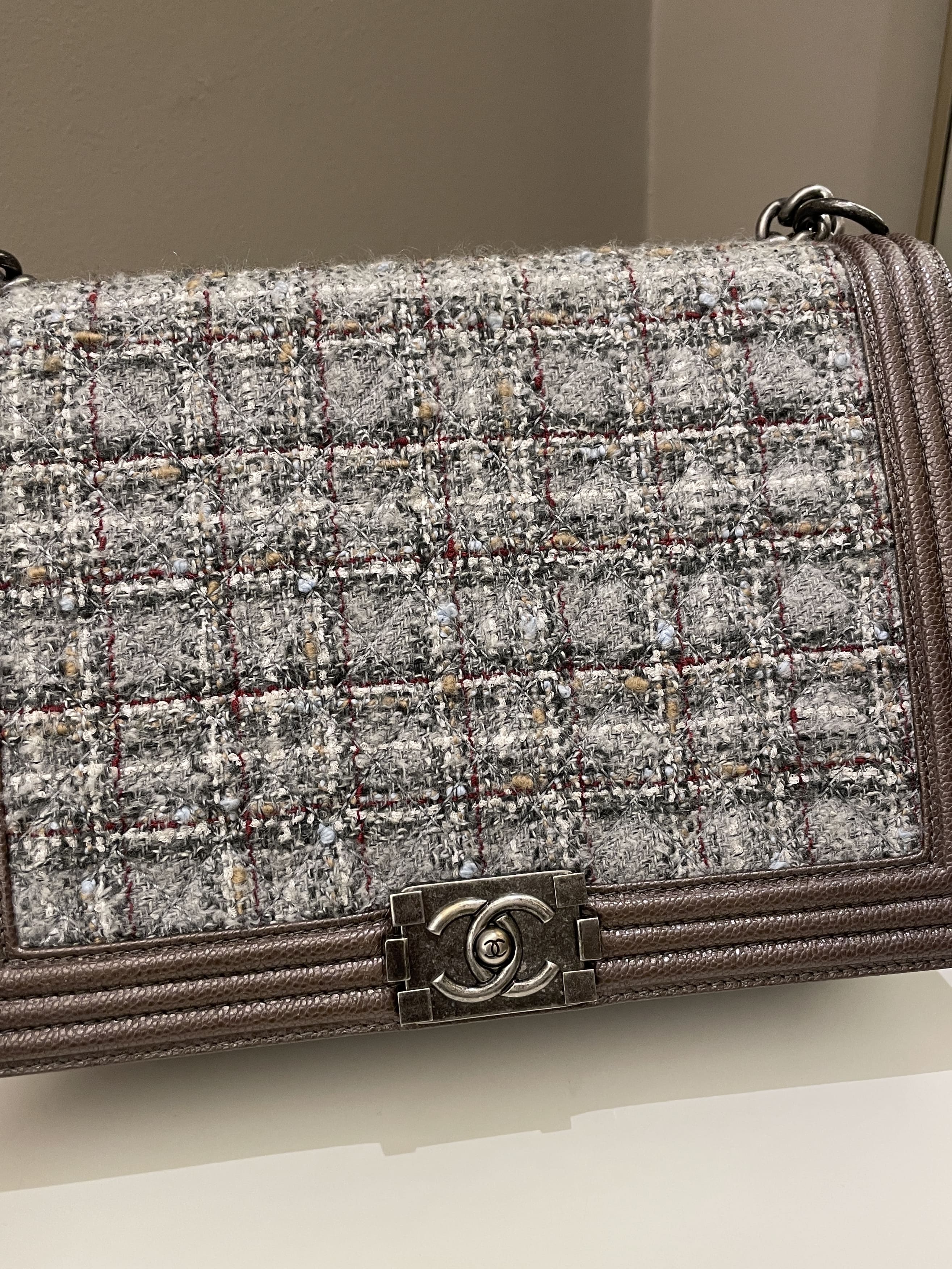 Chanel Quilted Boy Large Toffee Caviar / Tweed