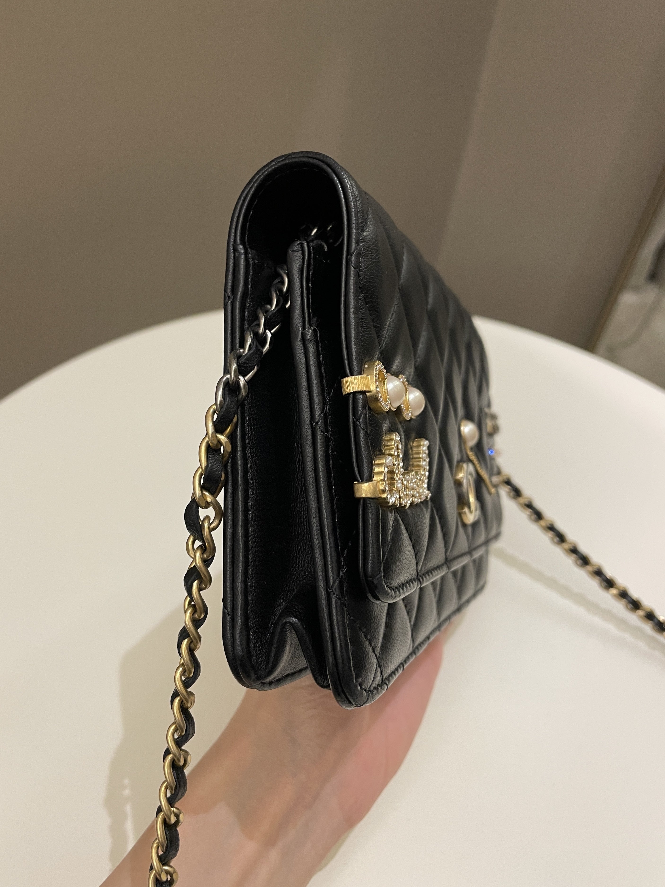 Chanel Coco Pearl Signature Wallet on Chain Black Lambskin