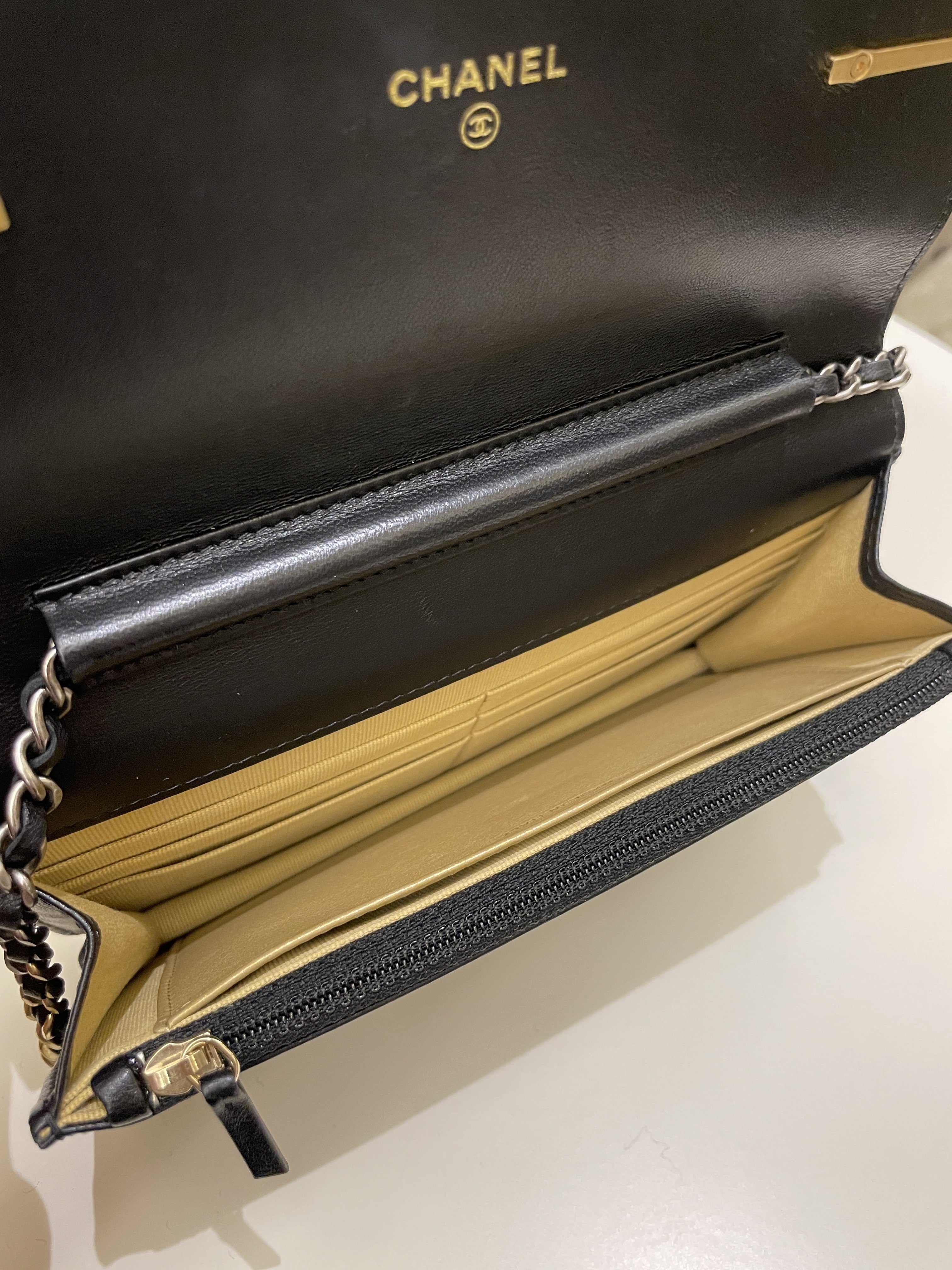 Chanel Coco Pearl Signature Wallet on Chain Black Lambskin