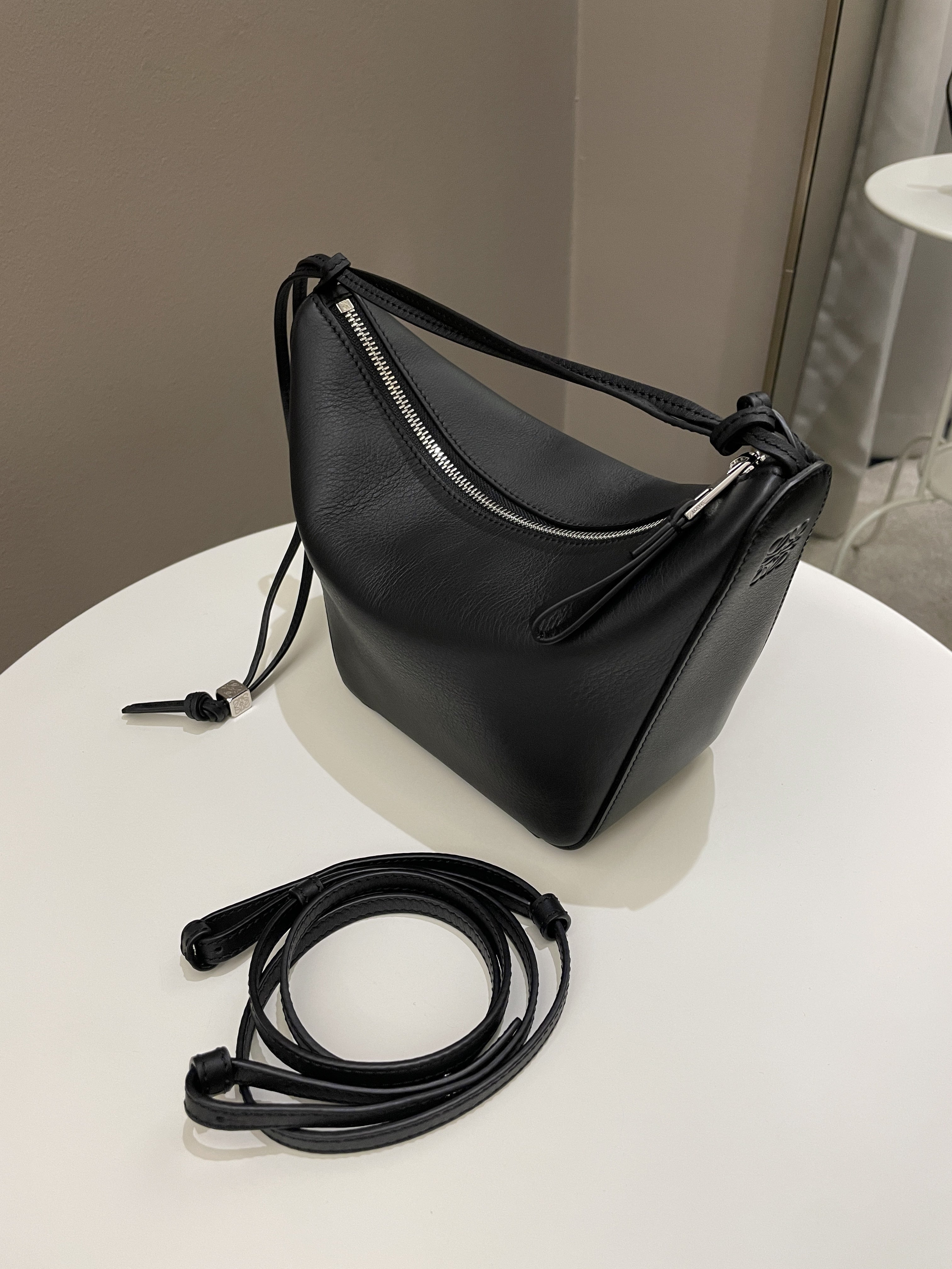 Loewe Hammock Hobo Mini Black Calf