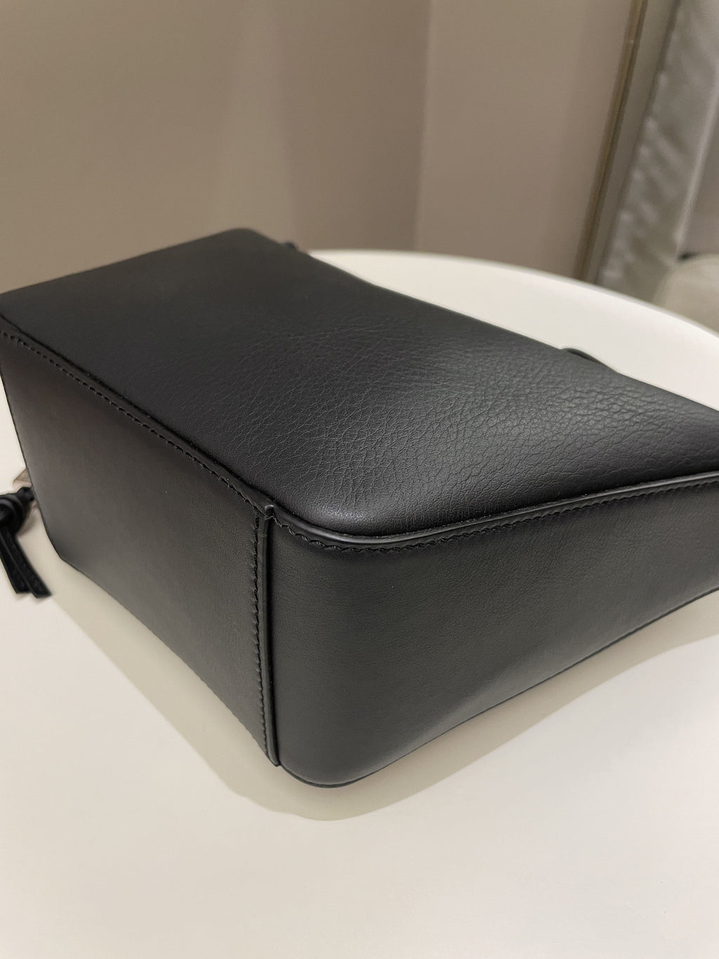 Loewe Hammock Hobo Mini Black Calf