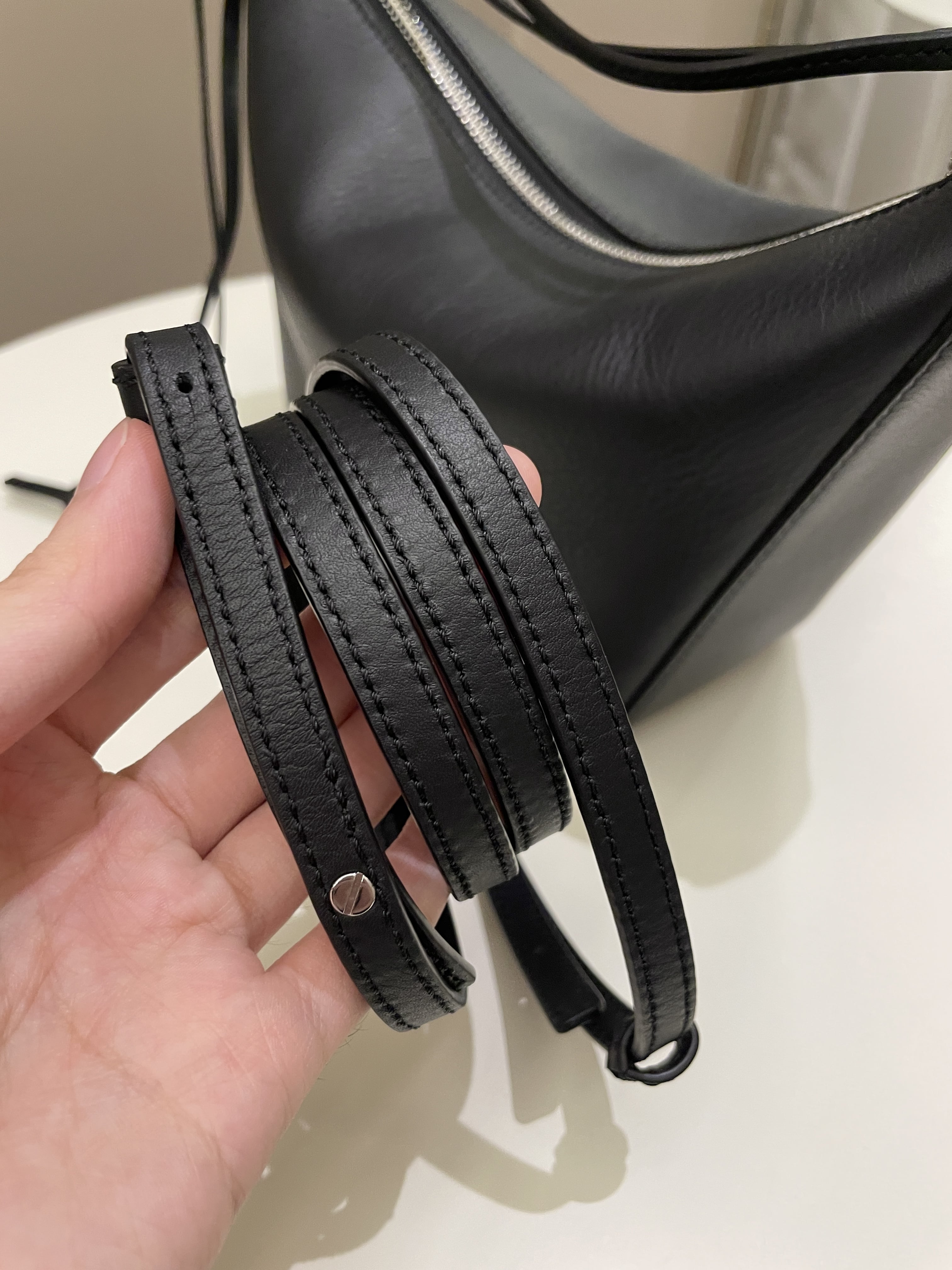 Loewe Hammock Hobo Mini Black Calf