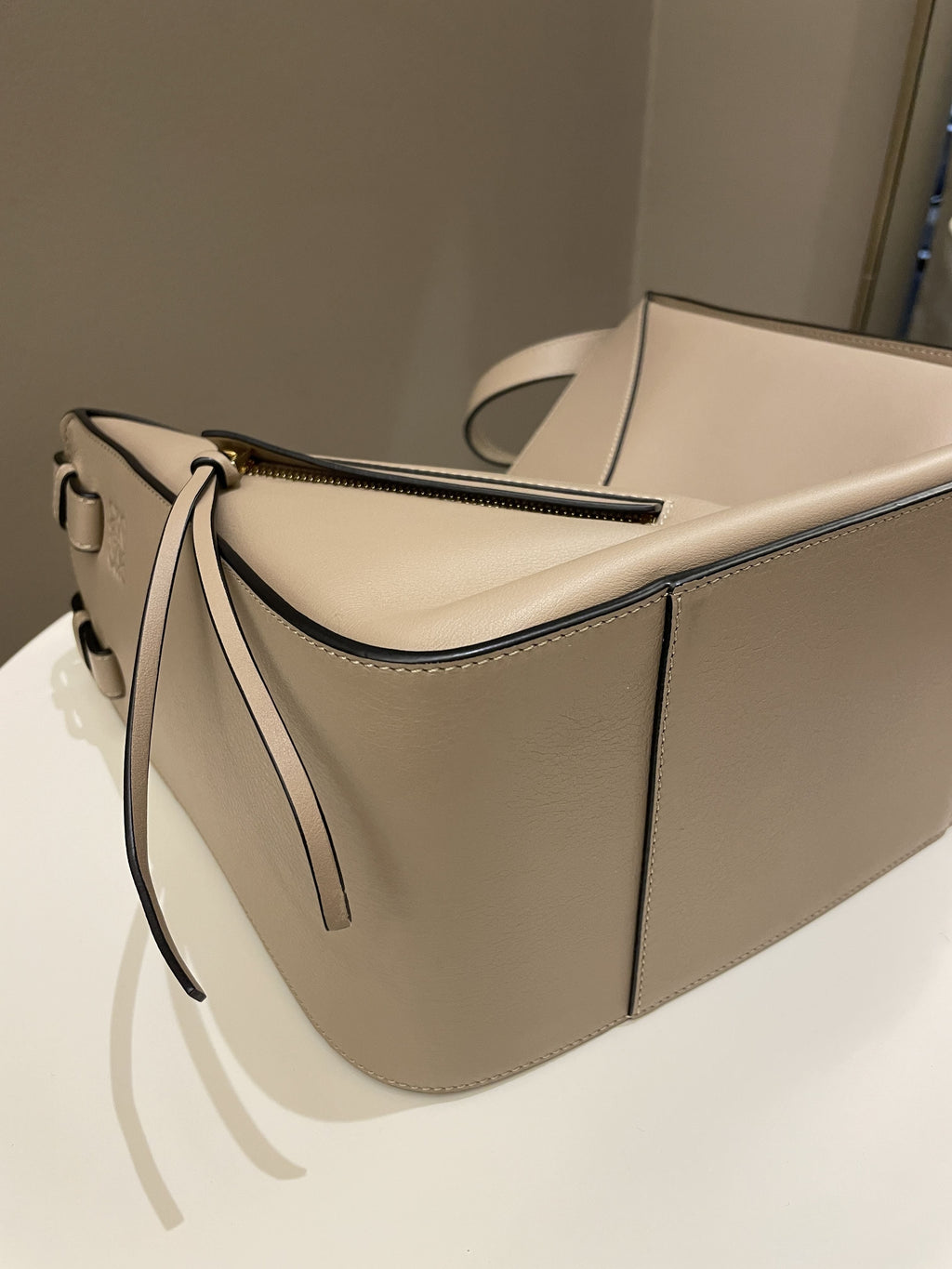 Loewe Hammock Bag Sand Taupe Light Grainy Leather