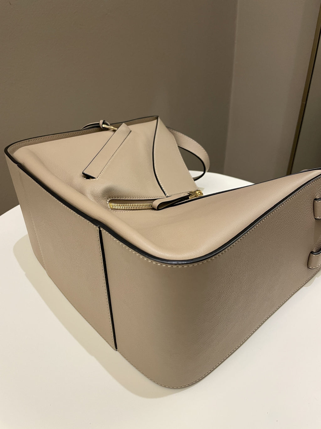 Loewe Hammock Bag Sand Taupe Light Grainy Leather