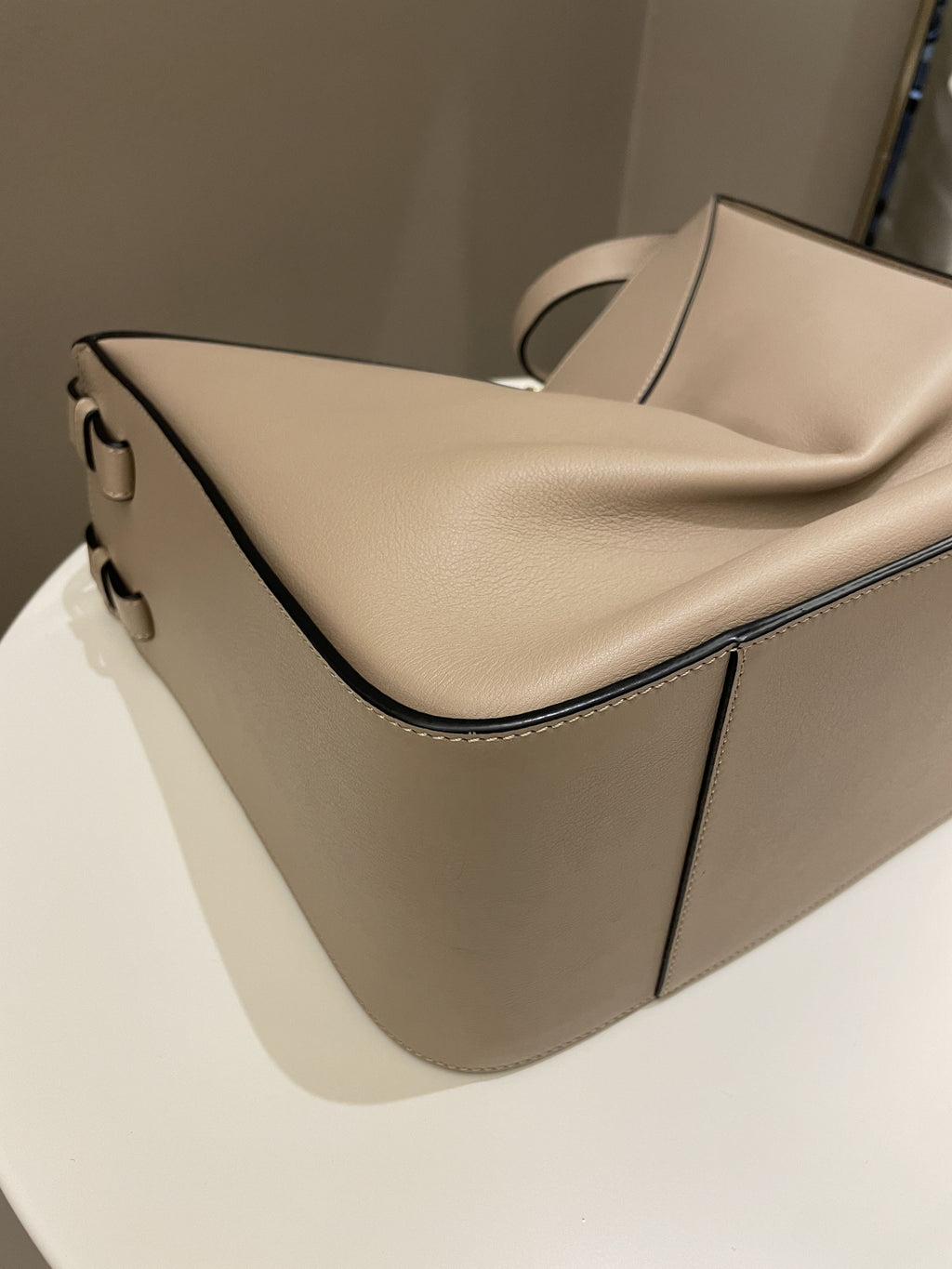 Loewe Hammock Bag Sand Taupe Light Grainy Leather