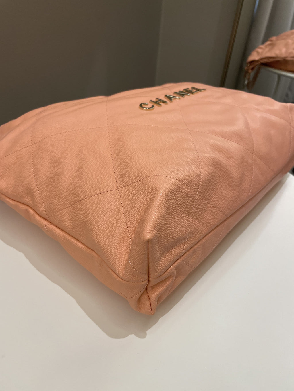 Chanel 22 Medium  Orange Claire Caviar