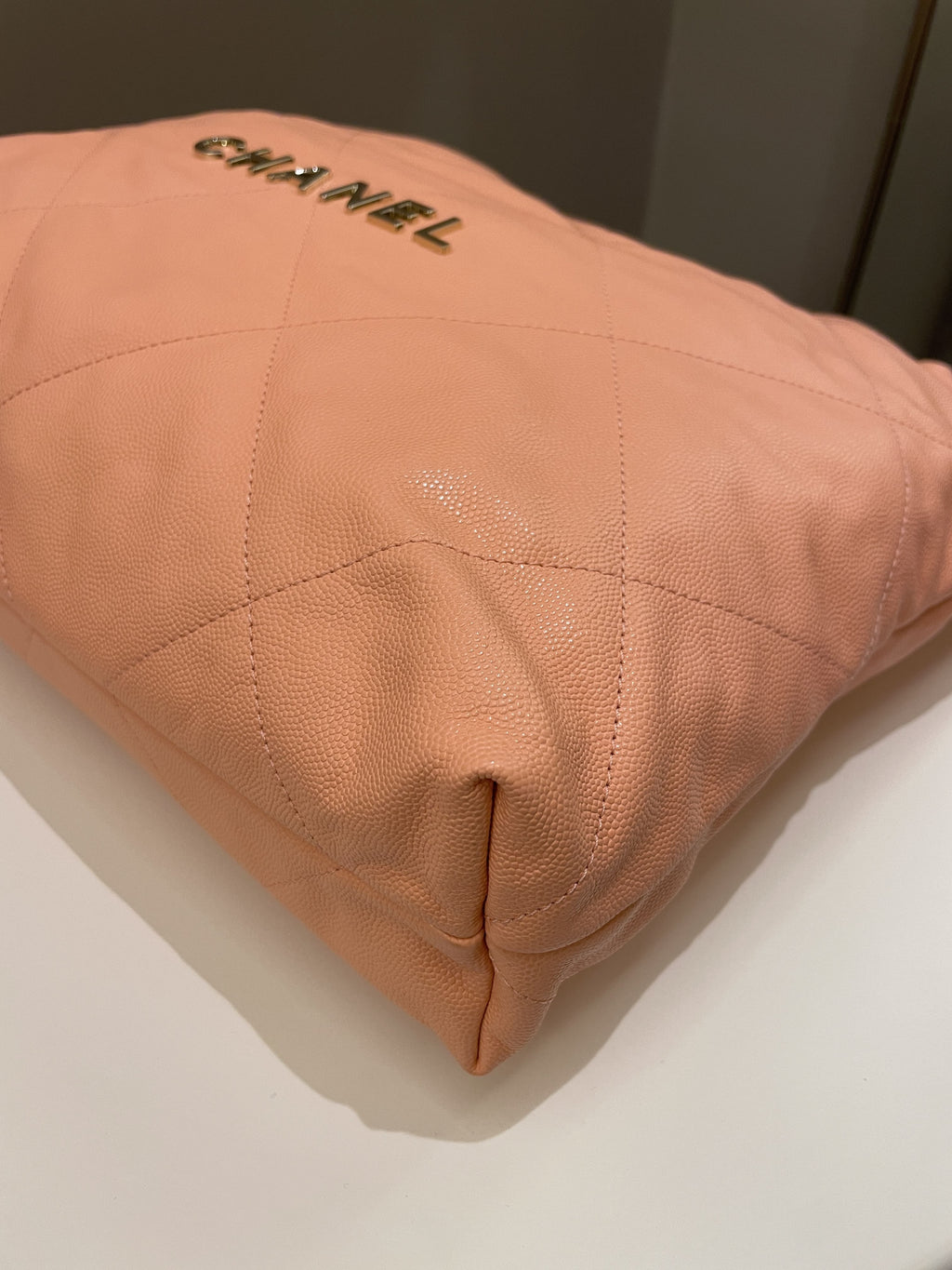 Chanel 22 Medium  Orange Claire Caviar