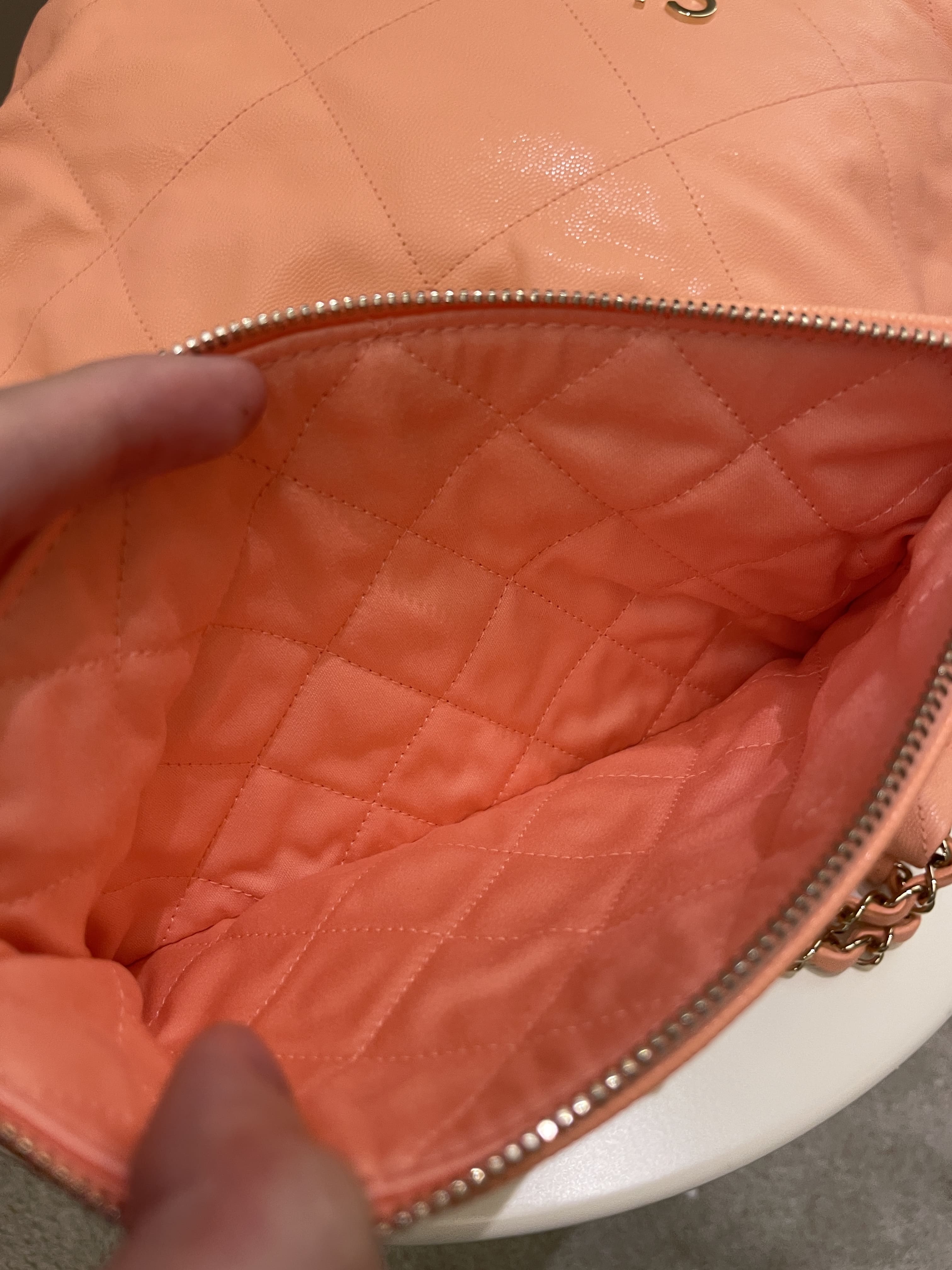 Chanel 22 Medium  Orange Claire Caviar