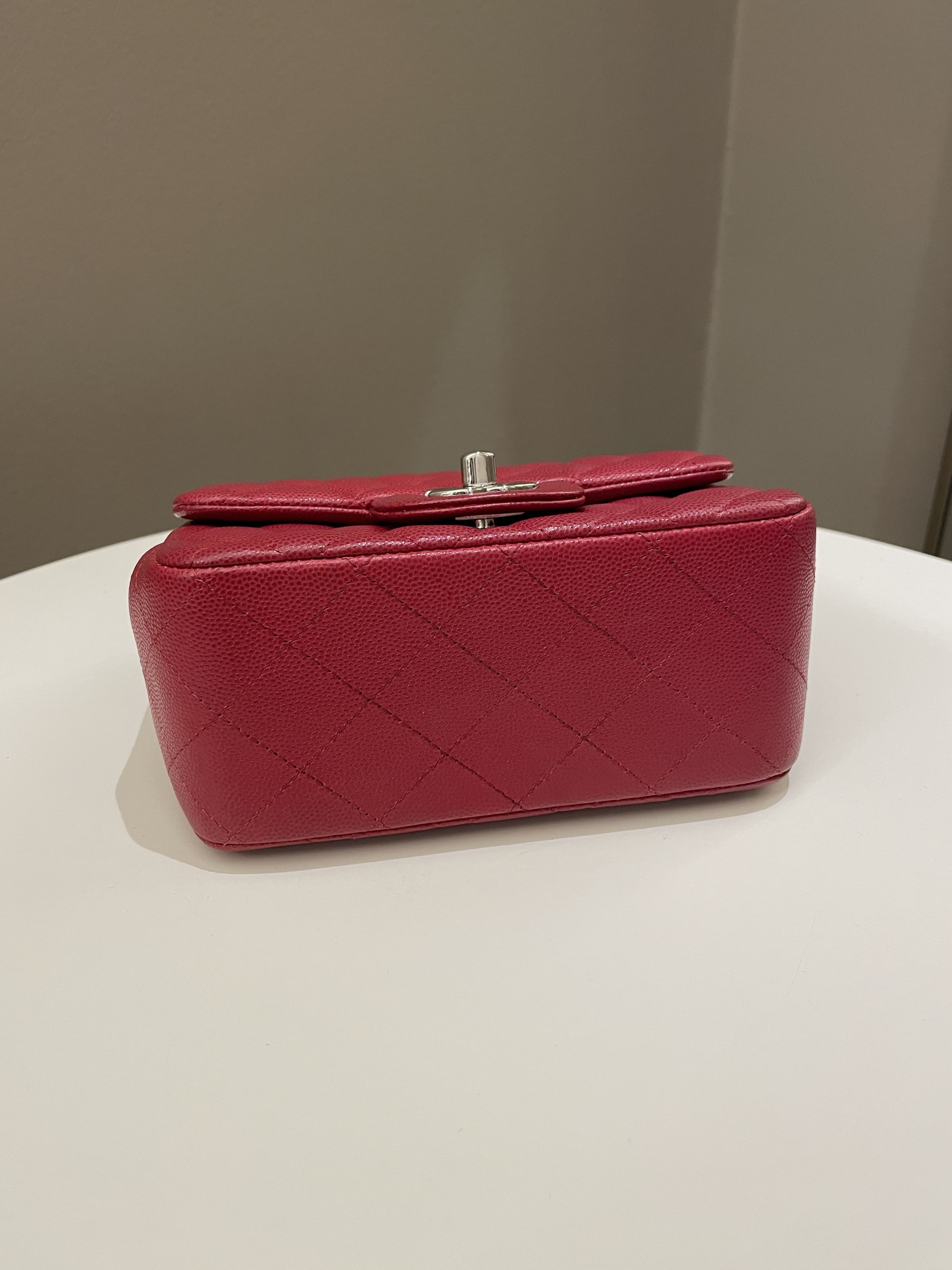 Chanel 18B Classic Quilted Mini Square Red Caviar