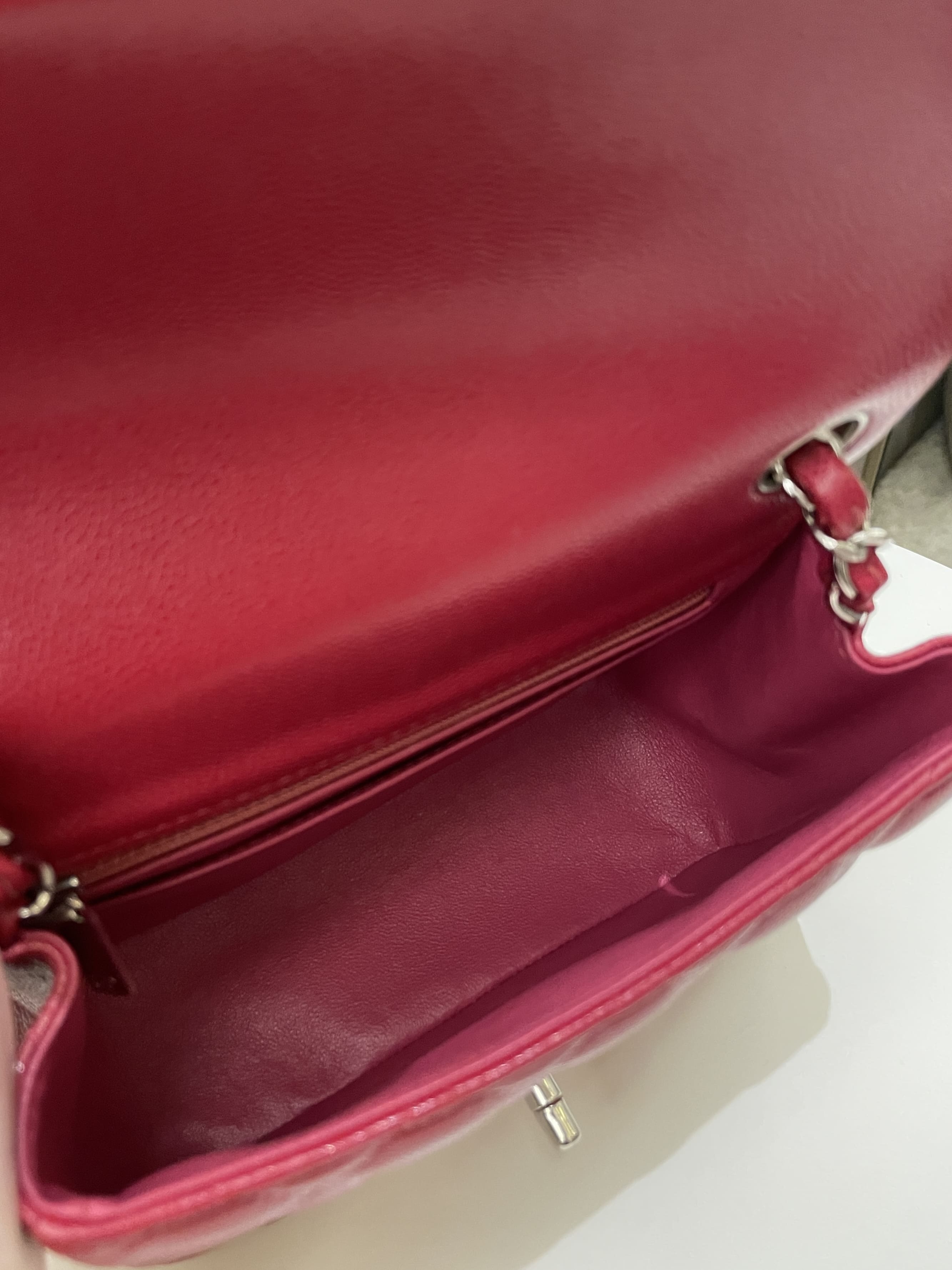 Chanel 18B Classic Quilted Mini Square Red Caviar