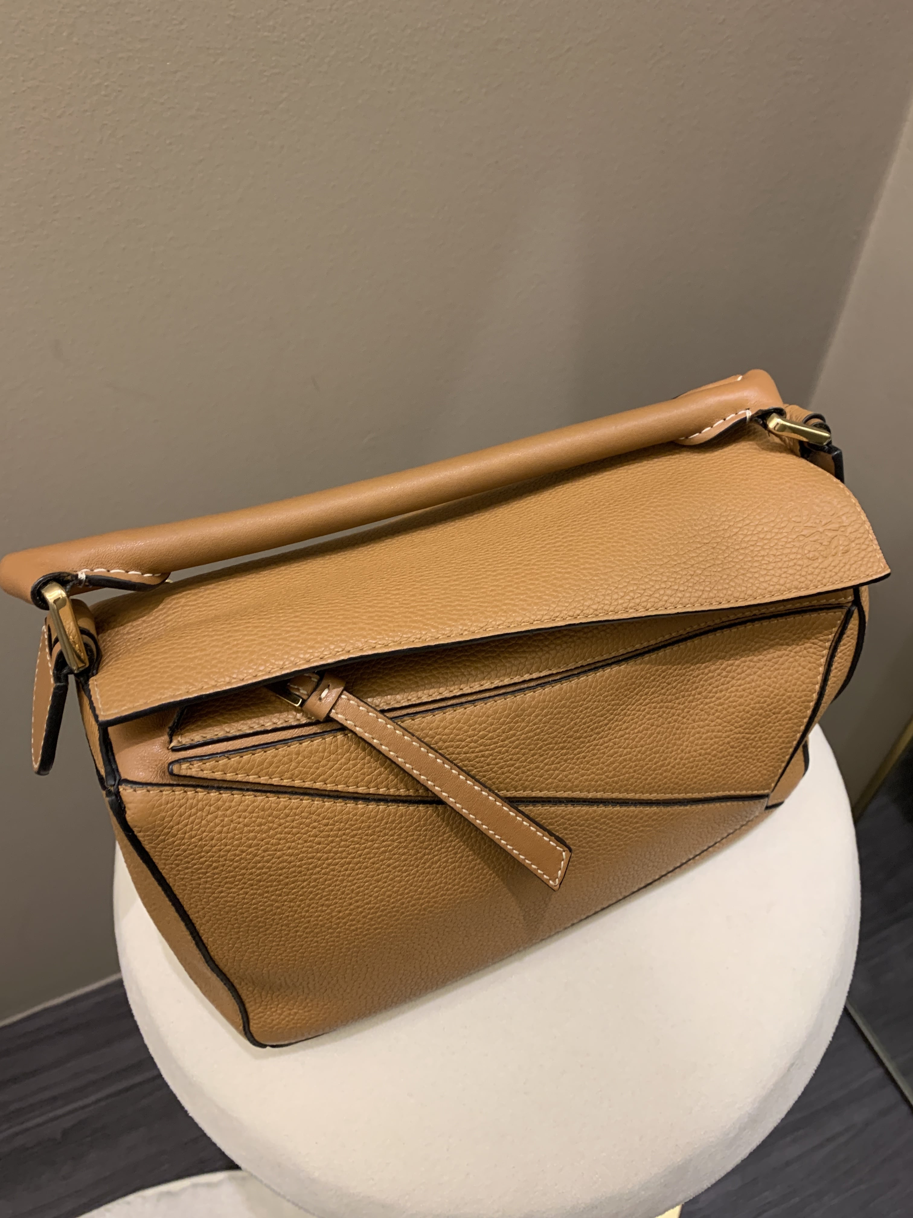 Loewe Puzzle bag Tan Calfskin