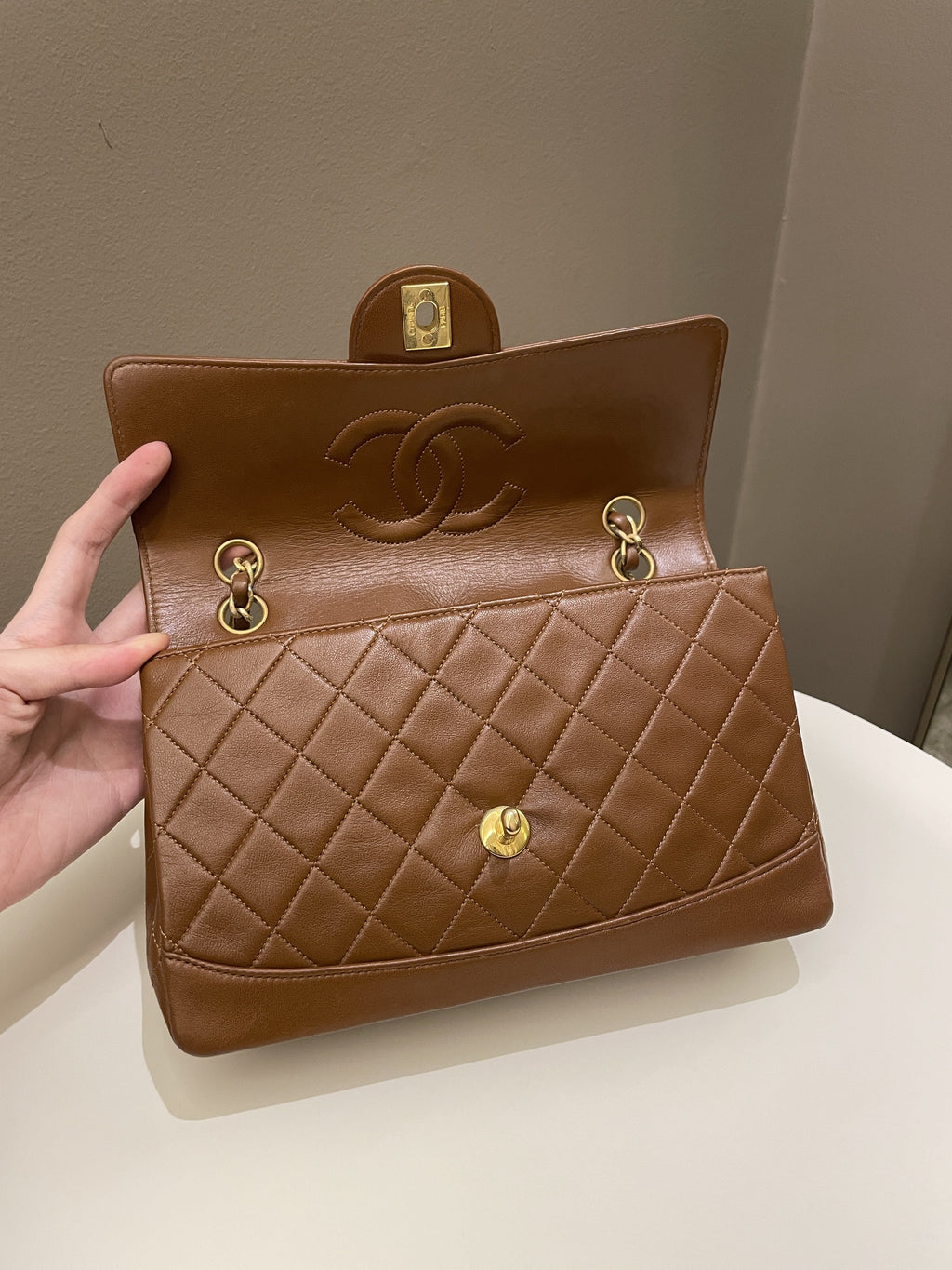 Chanel Vintage Quilted Cc Flap Bag Tan Brown Lambskin