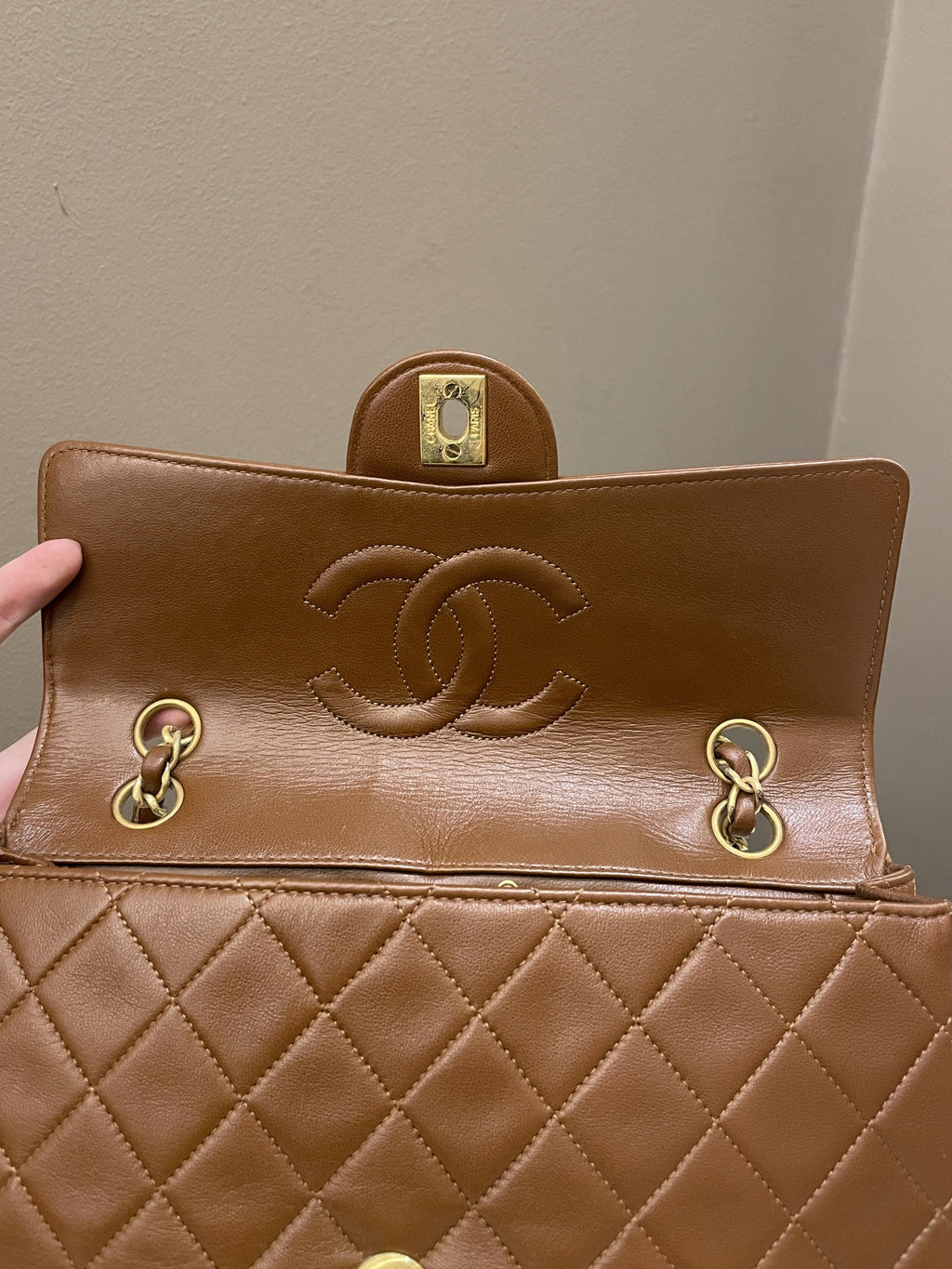 Chanel Vintage Quilted Cc Flap Bag Tan Brown Lambskin