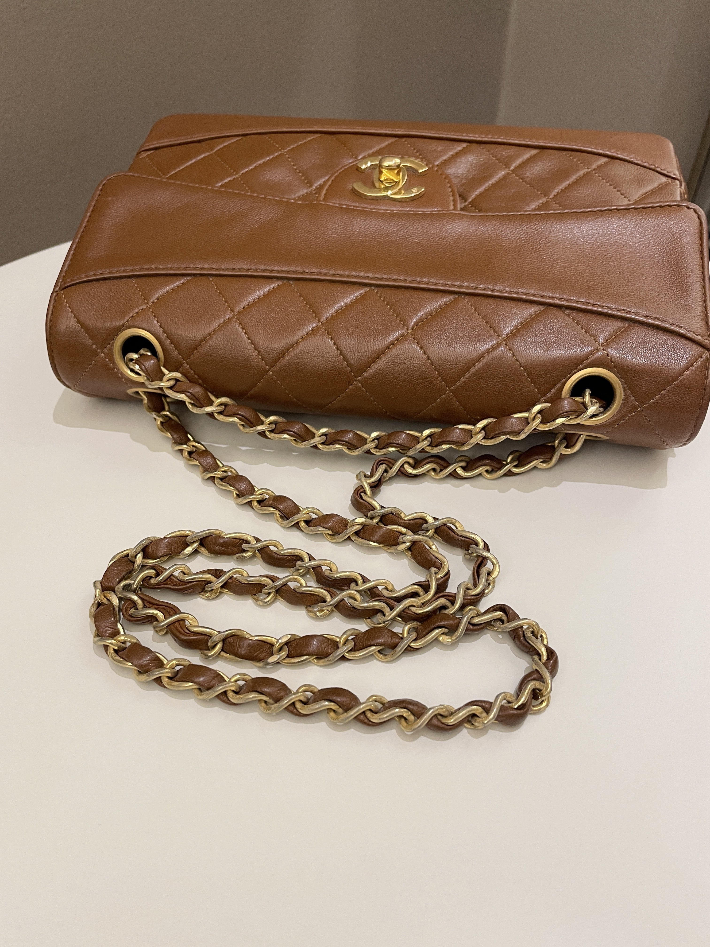 Chanel Vintage Quilted Cc Flap Bag Tan Brown Lambskin